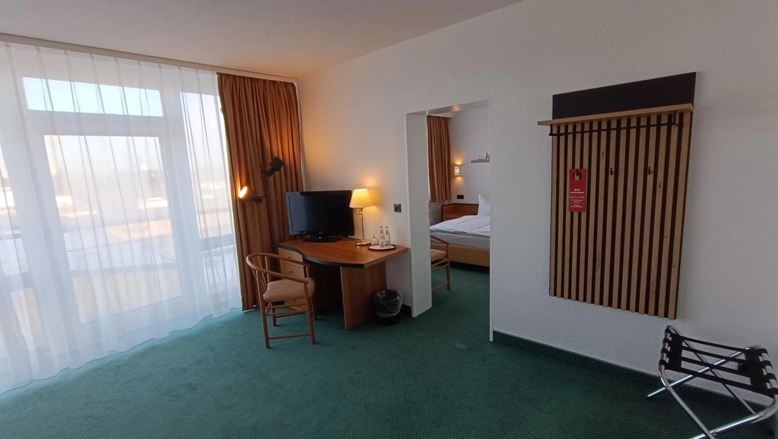 Photo of the whole room, Bed in LAT Hotel & Apartmenthaus Berlin