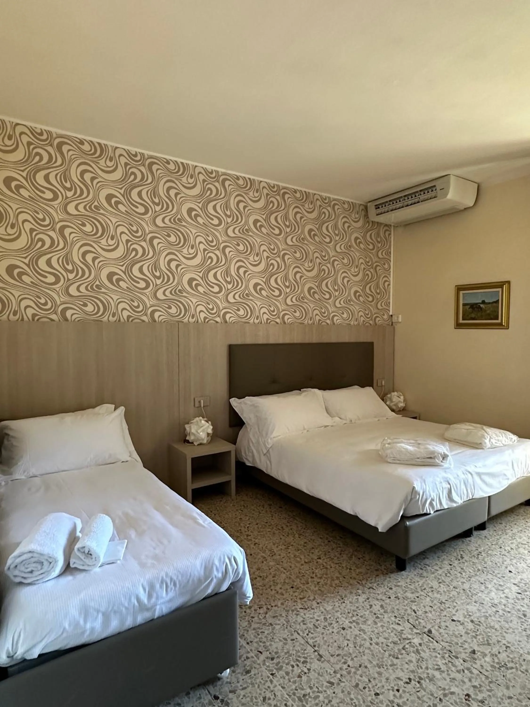 Bed in Hotel Atlantico