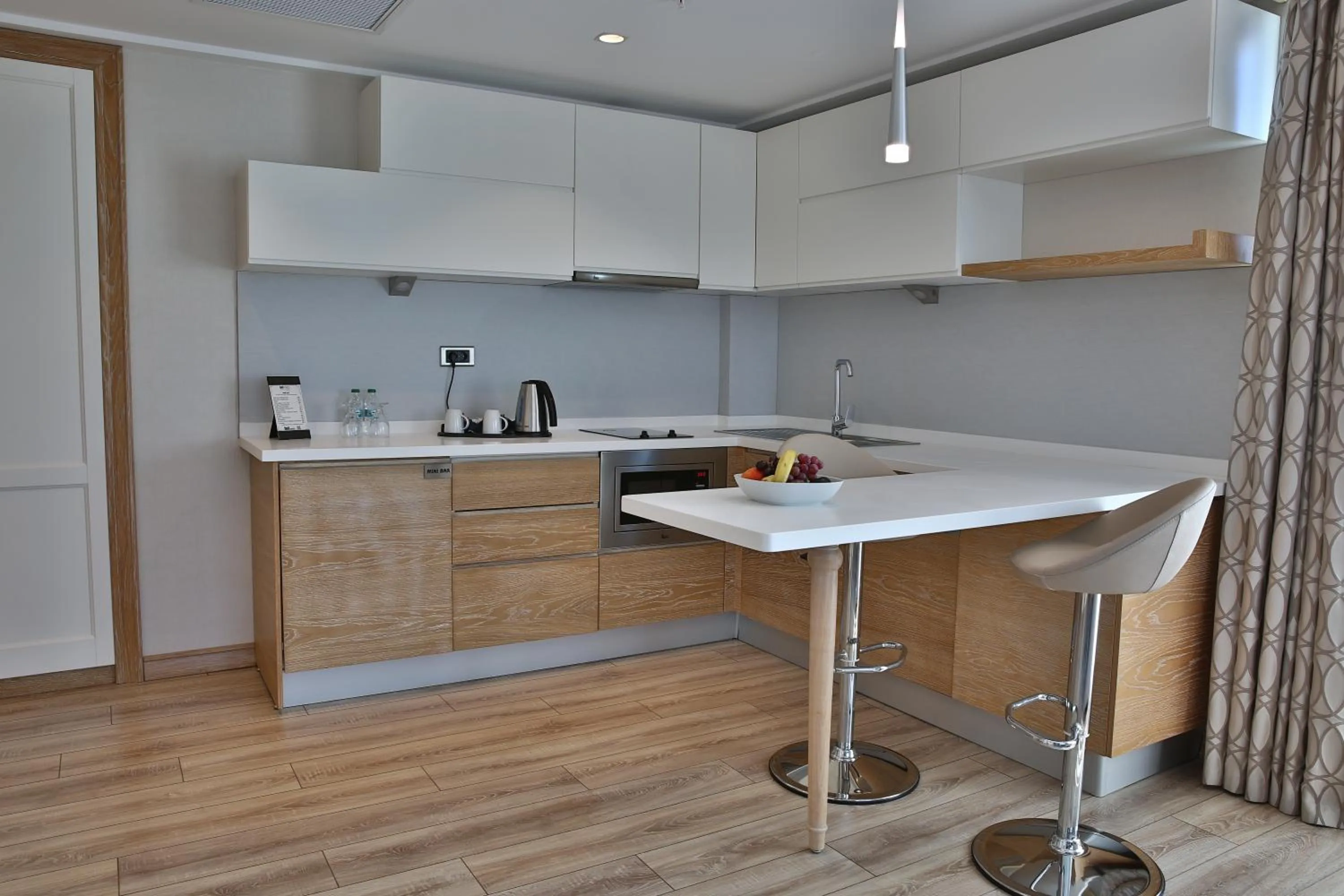 Kitchen or kitchenette in Bof Hotels Ceo Suites Atasehir