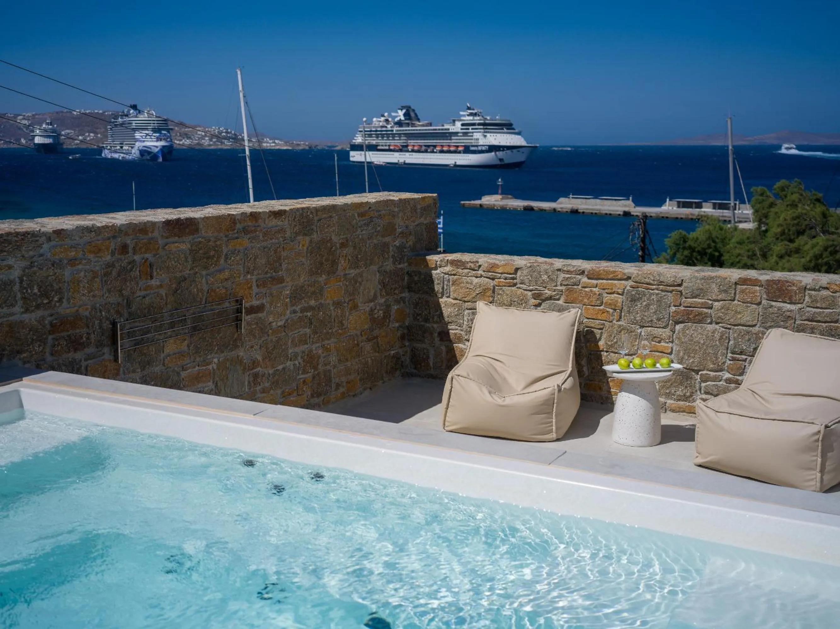 VEZO Suites Mykonos