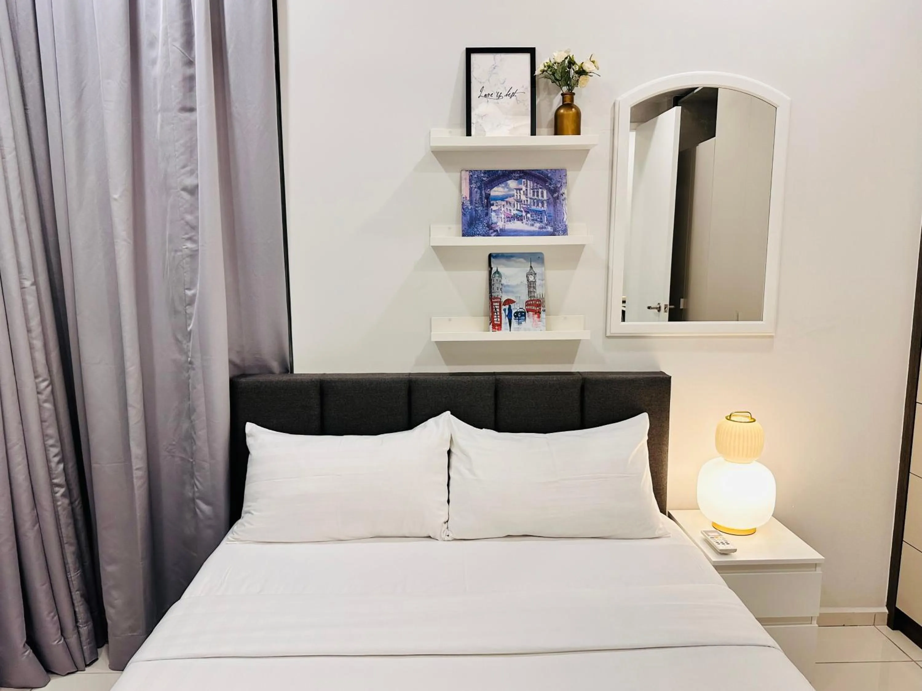 Bed in The Robertson Bukit Bintang