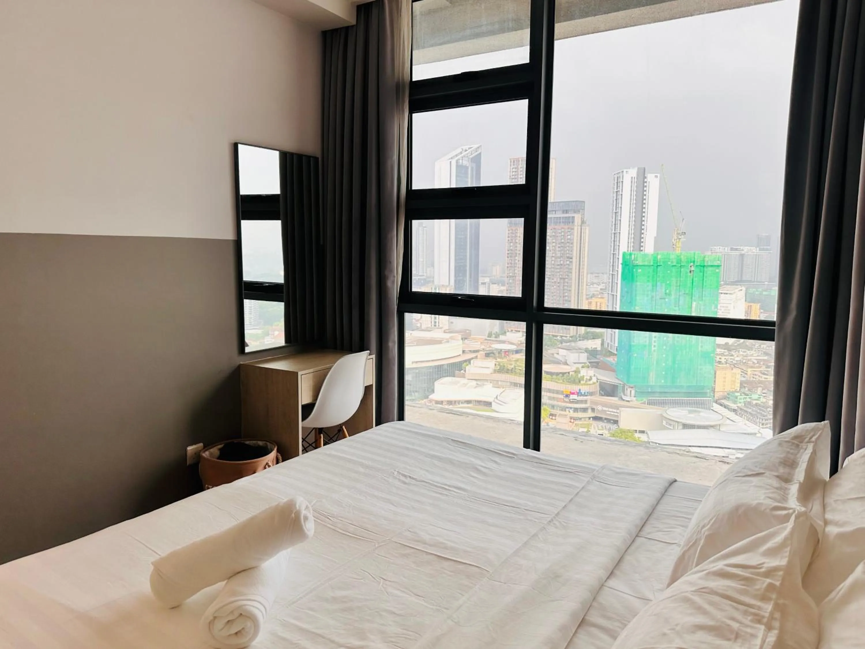 Bed in The Robertson Bukit Bintang