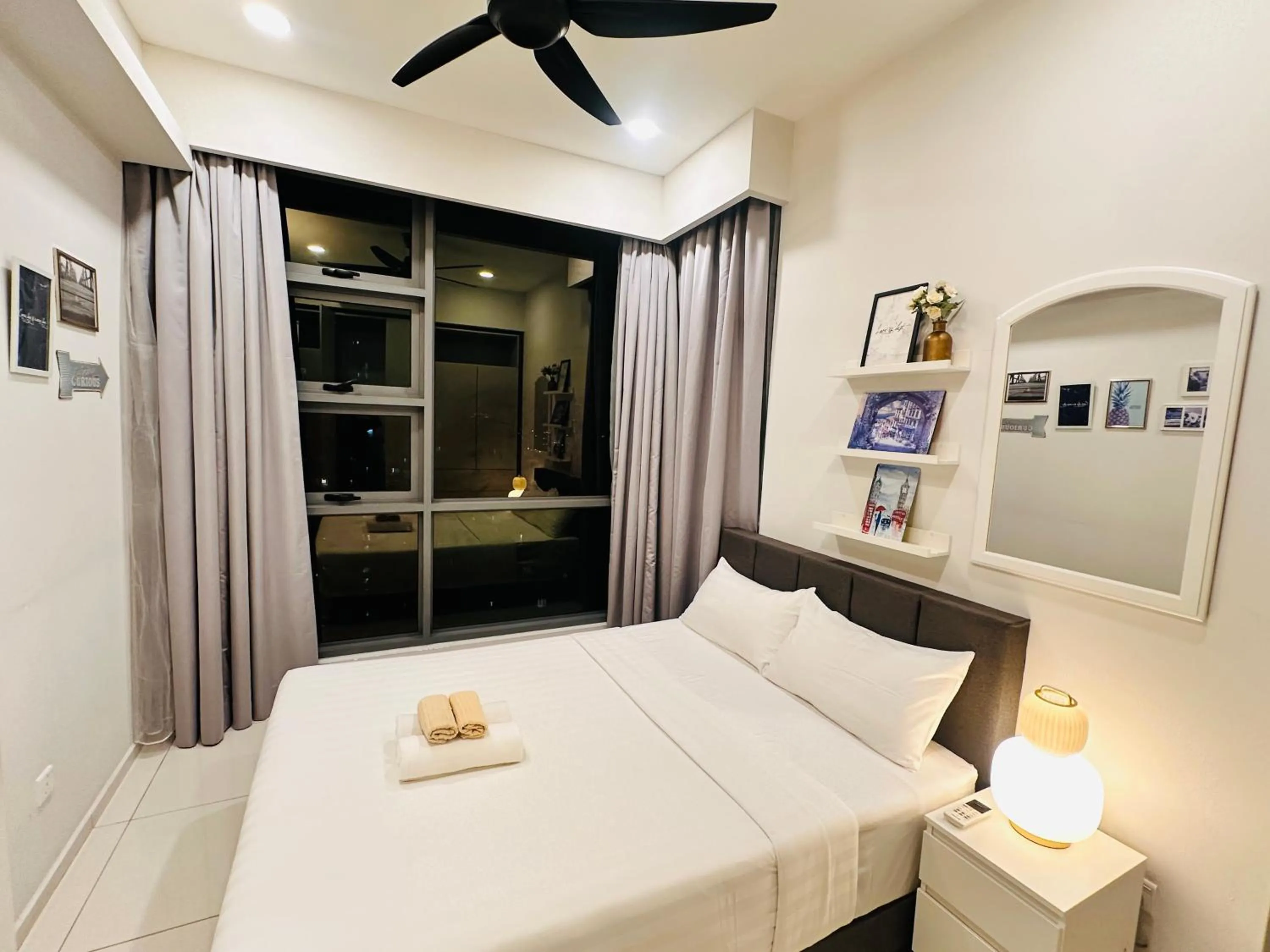 Bed in The Robertson Bukit Bintang