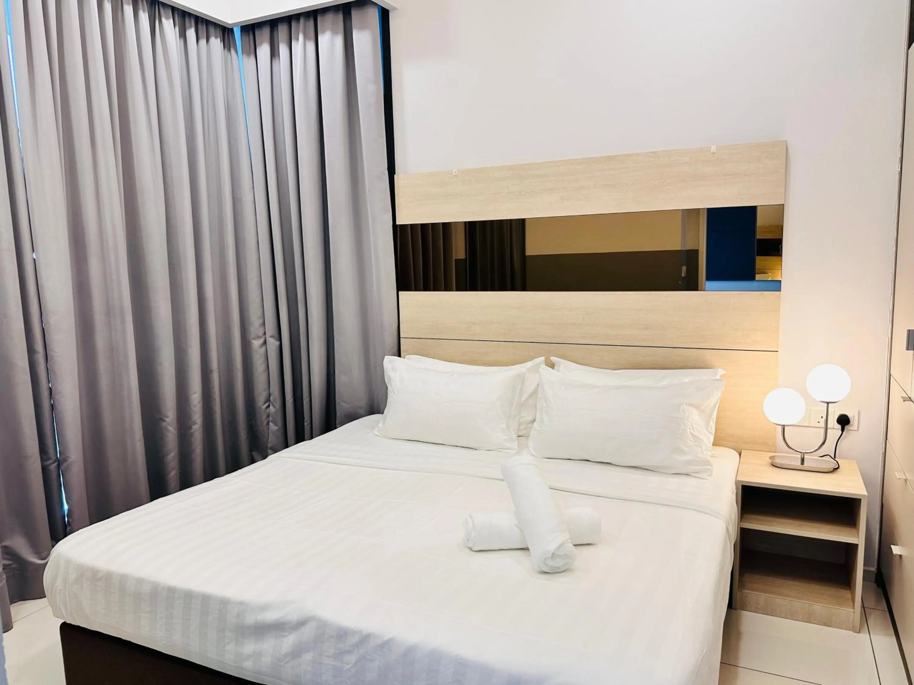 Bed in The Robertson Bukit Bintang