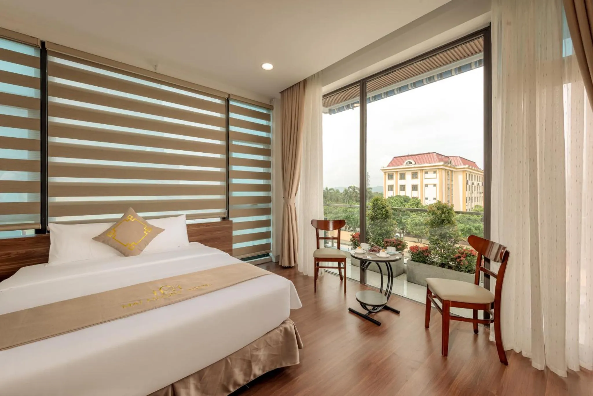 Bed in MAI Luxury Hotel Ninh Binh