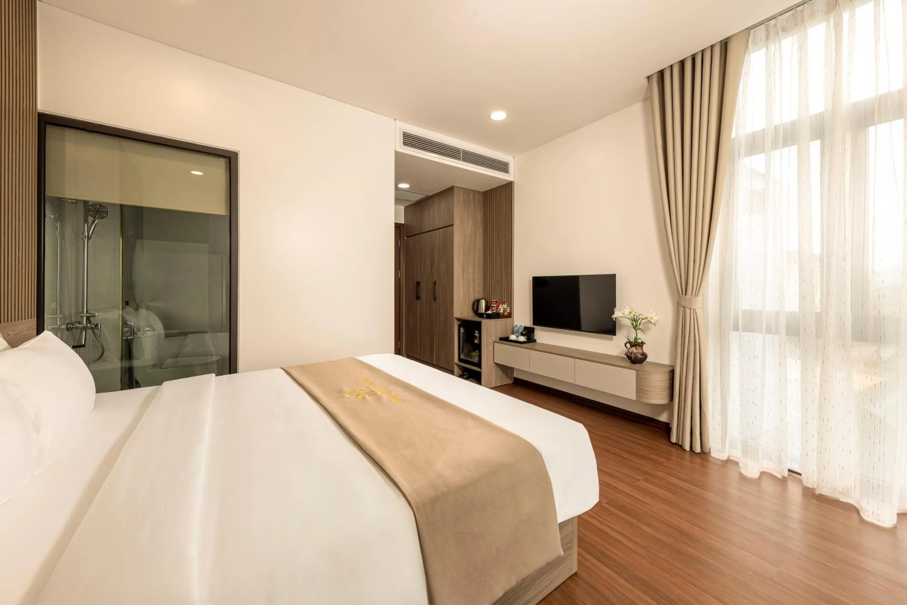 Bed in MAI Luxury Hotel Ninh Binh