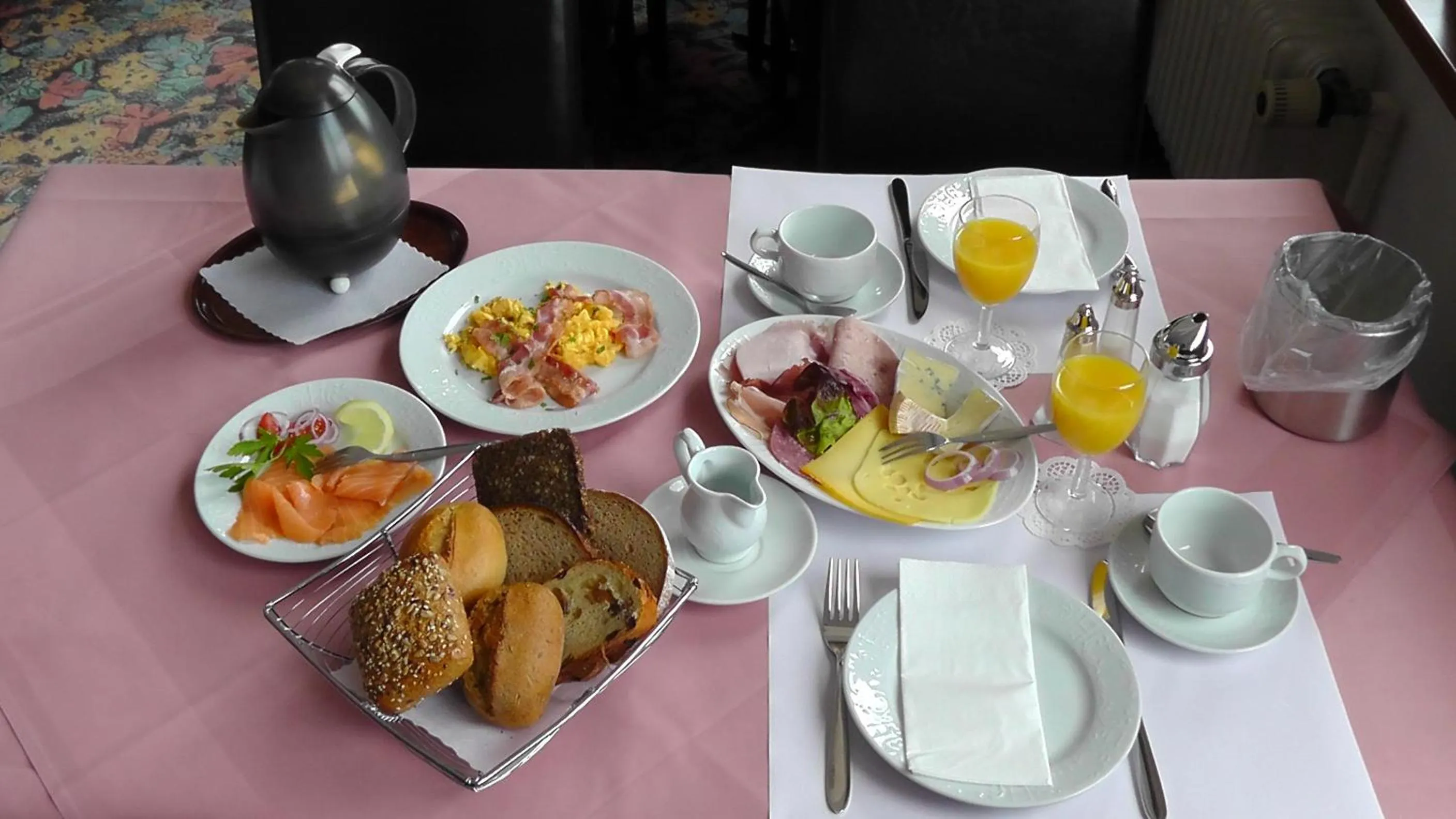 Breakfast in Hotel Kurhaus Uhlenberg