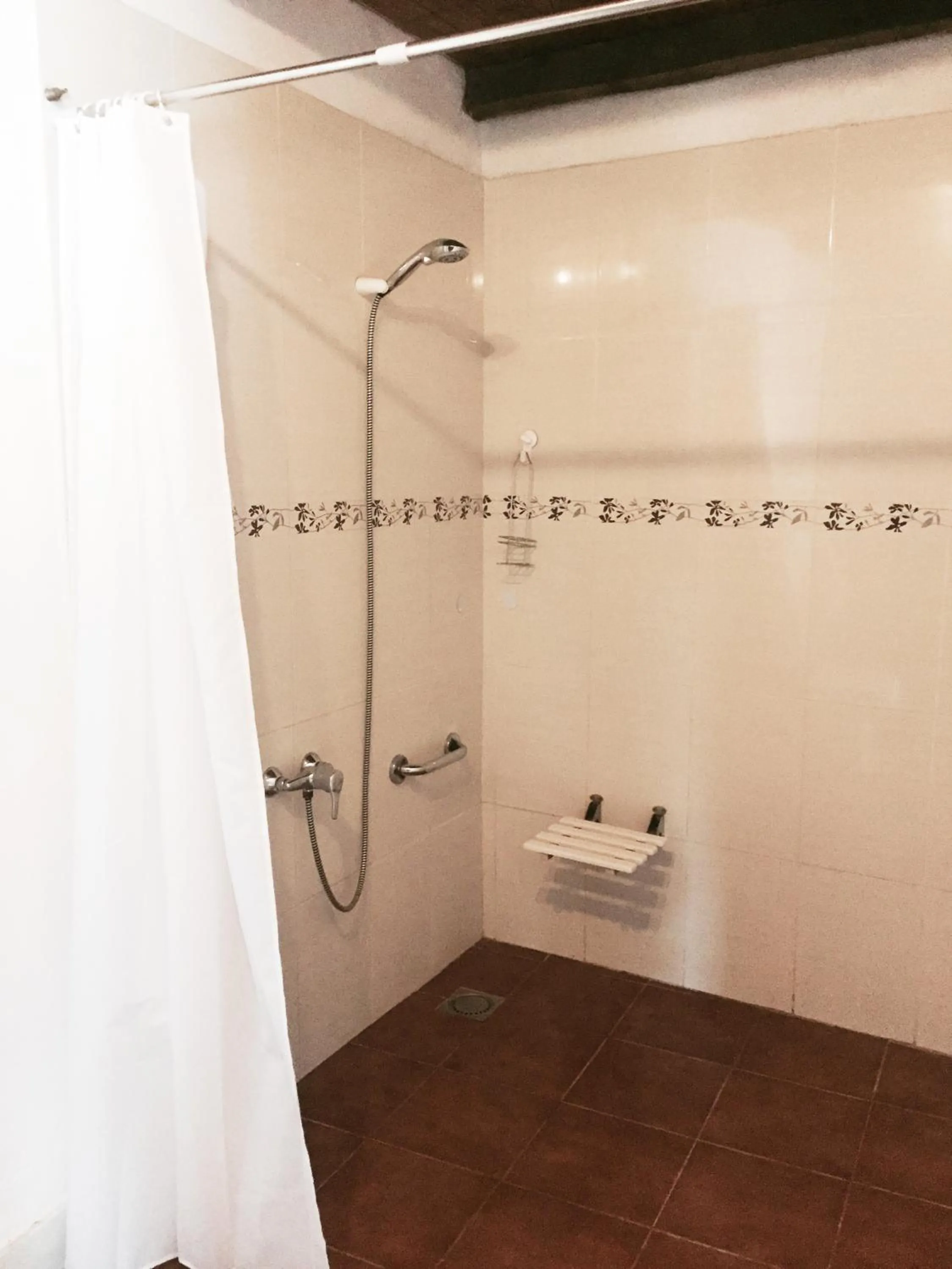 Shower in Hotel Mas Pelegri