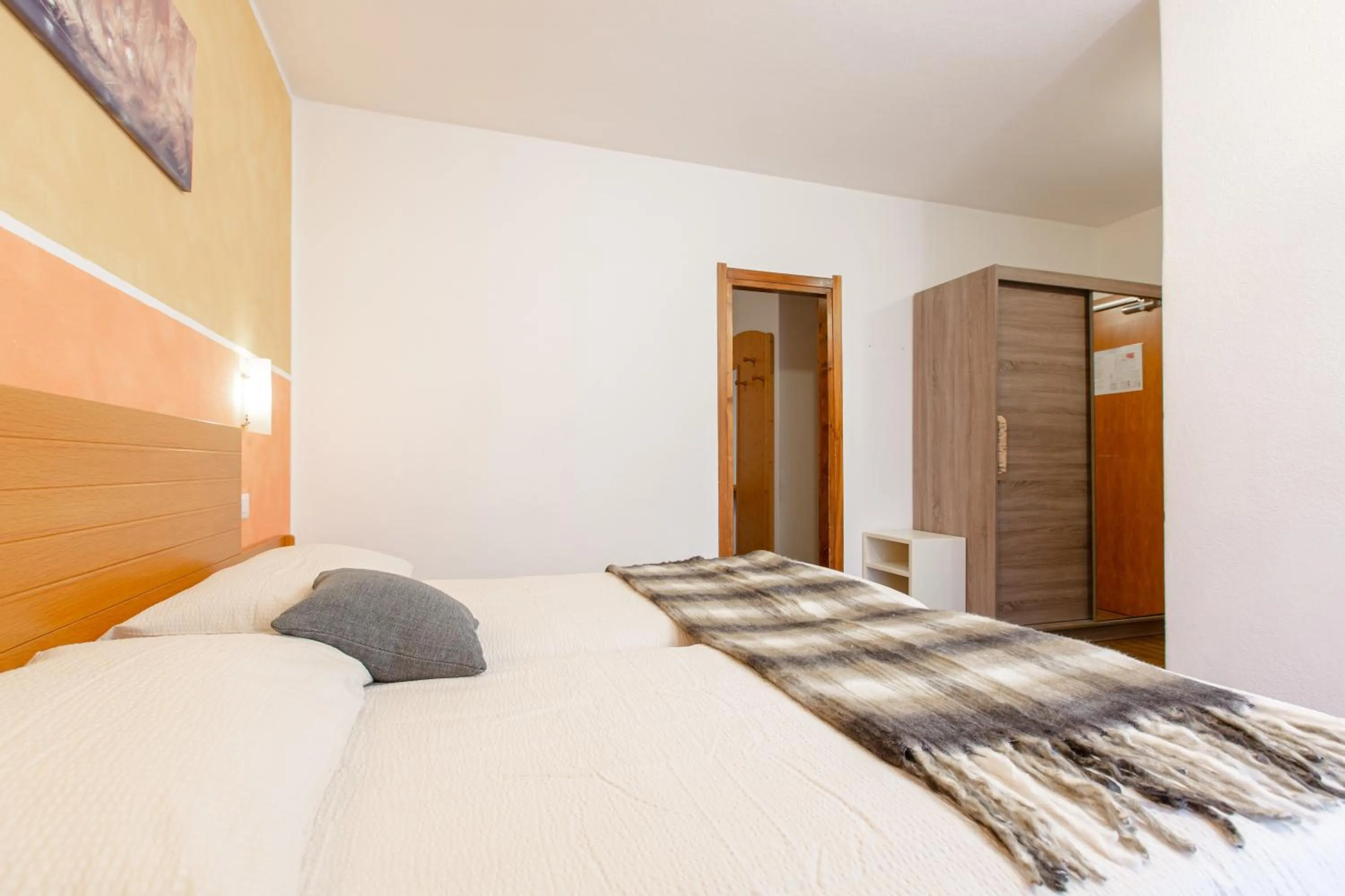 Bed in Hotel Biancospino