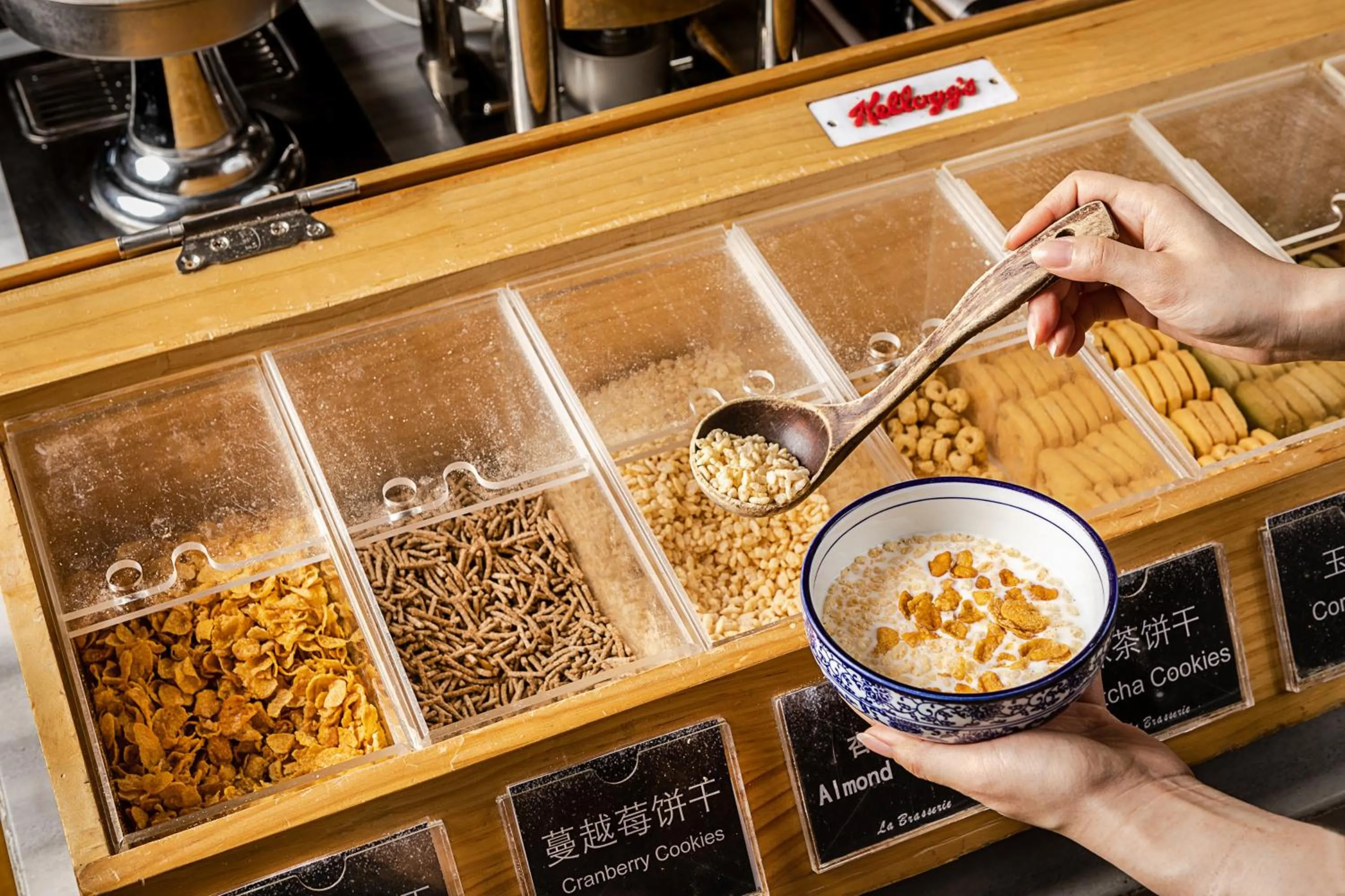 Buffet breakfast in Hotel Nikko Suzhou