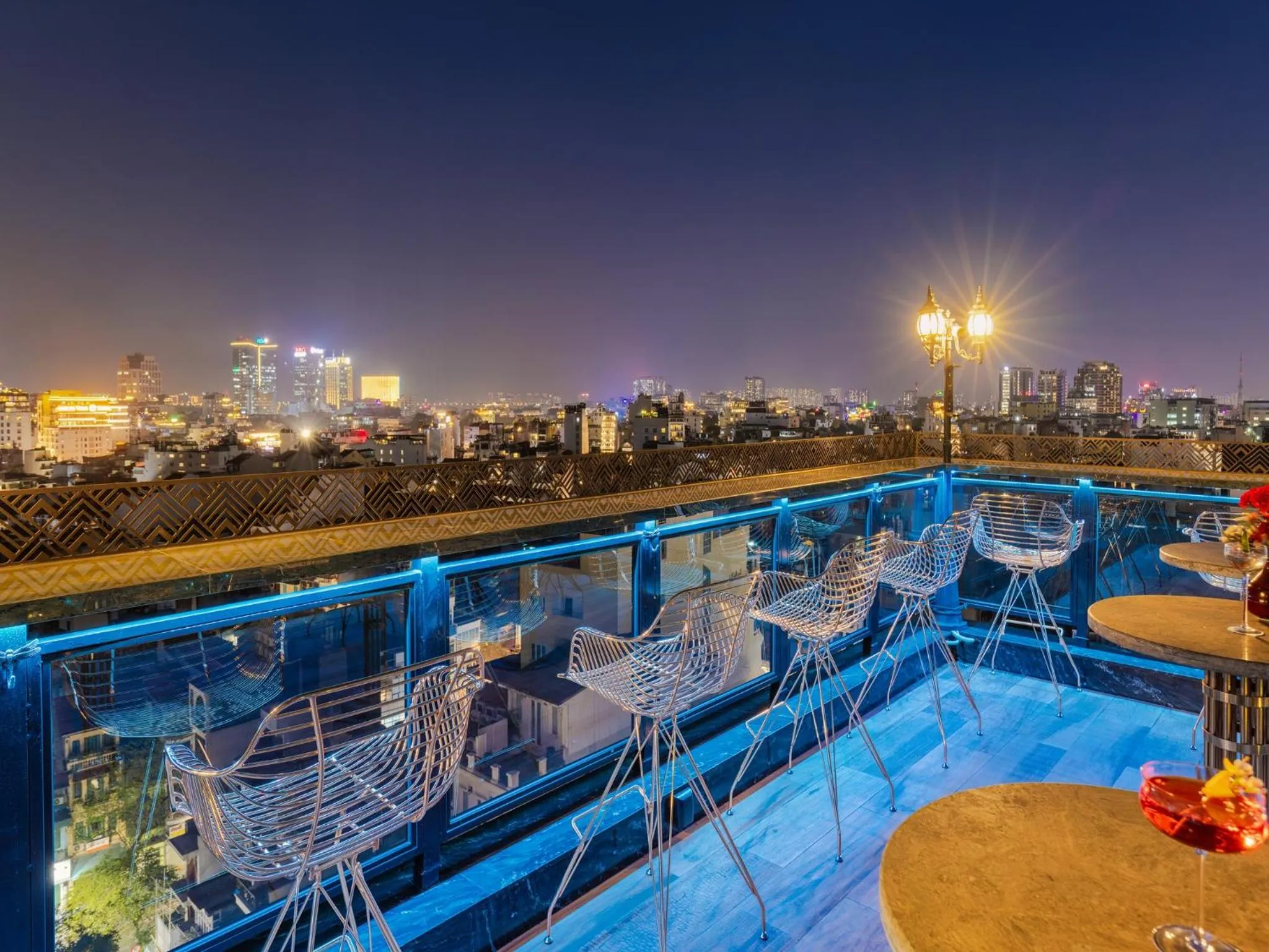 Lounge or bar in Peridot Gallery Classic Hotel