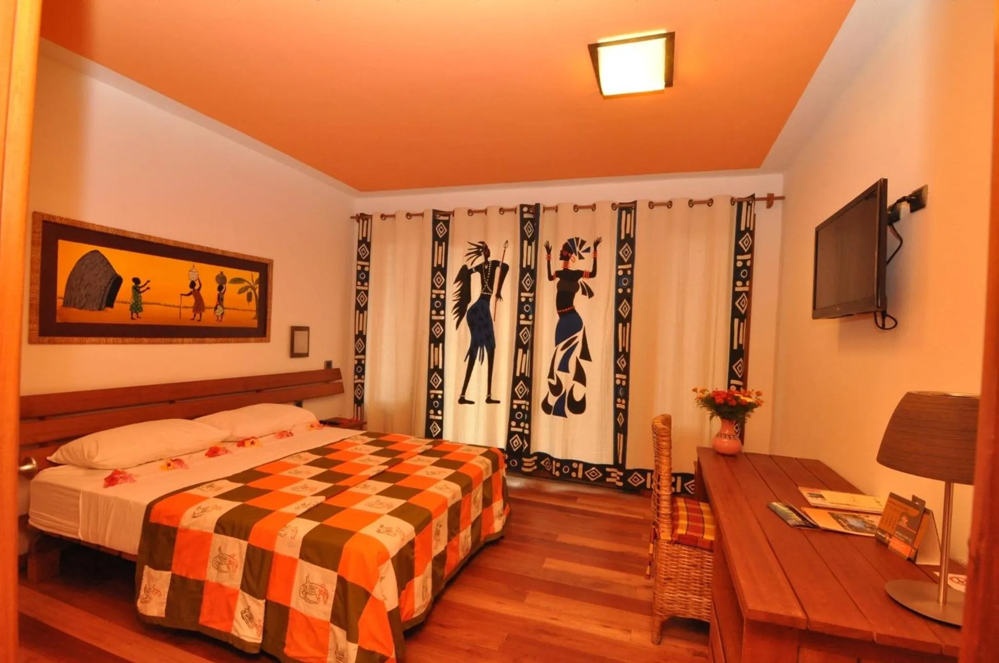 Photo of the whole room, Bed in Hotel Club du Lac Tanganyika