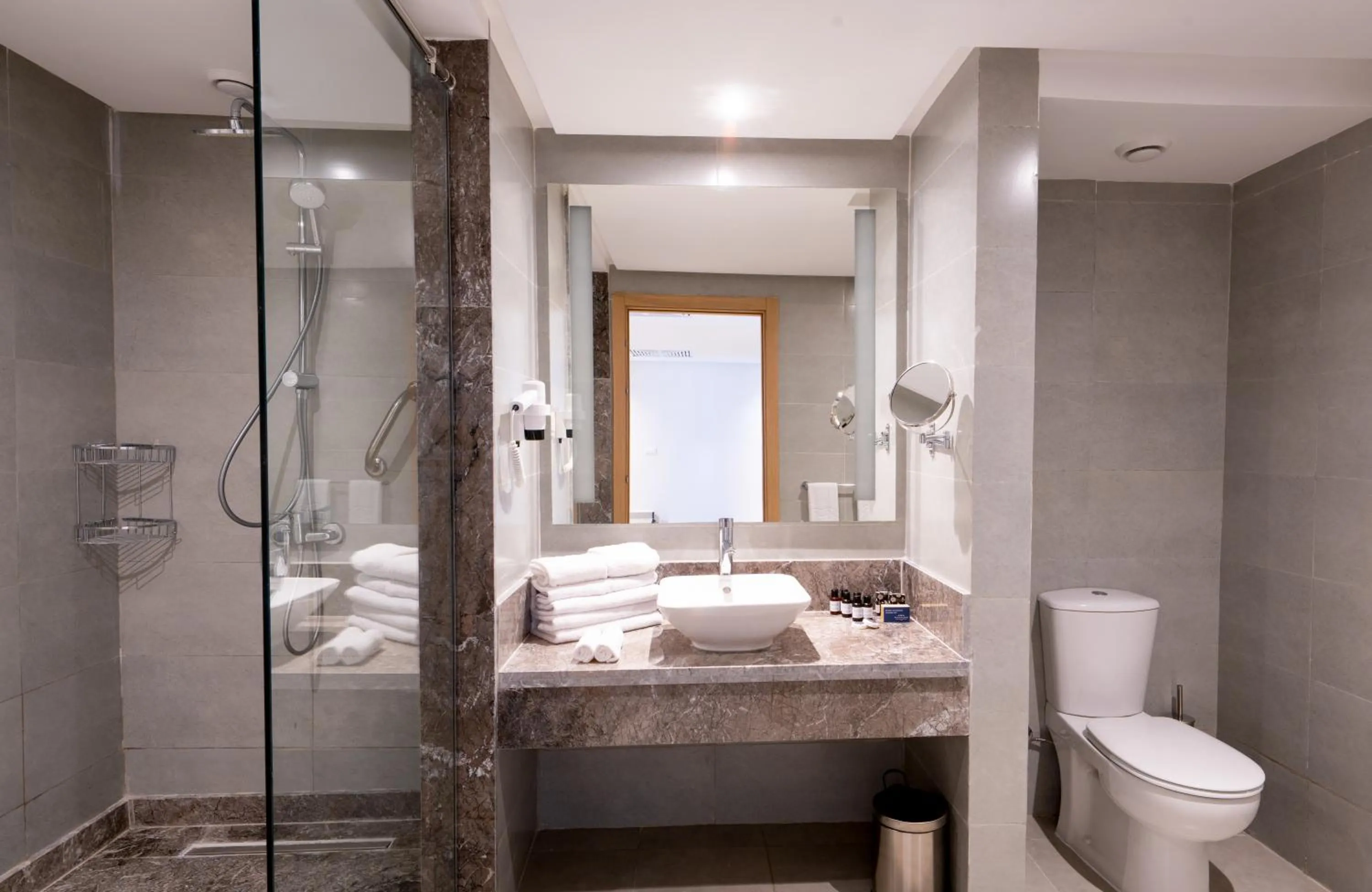 Shower in Pickalbatros Palais Des Roses - Agadir - All Inclusive