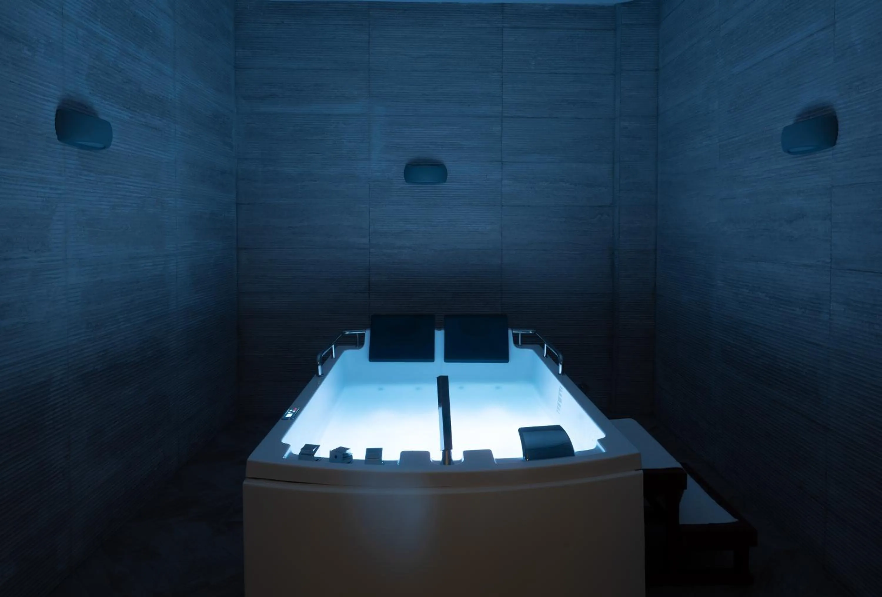 Hot Tub in Pickalbatros Palais Des Roses - Agadir - All Inclusive