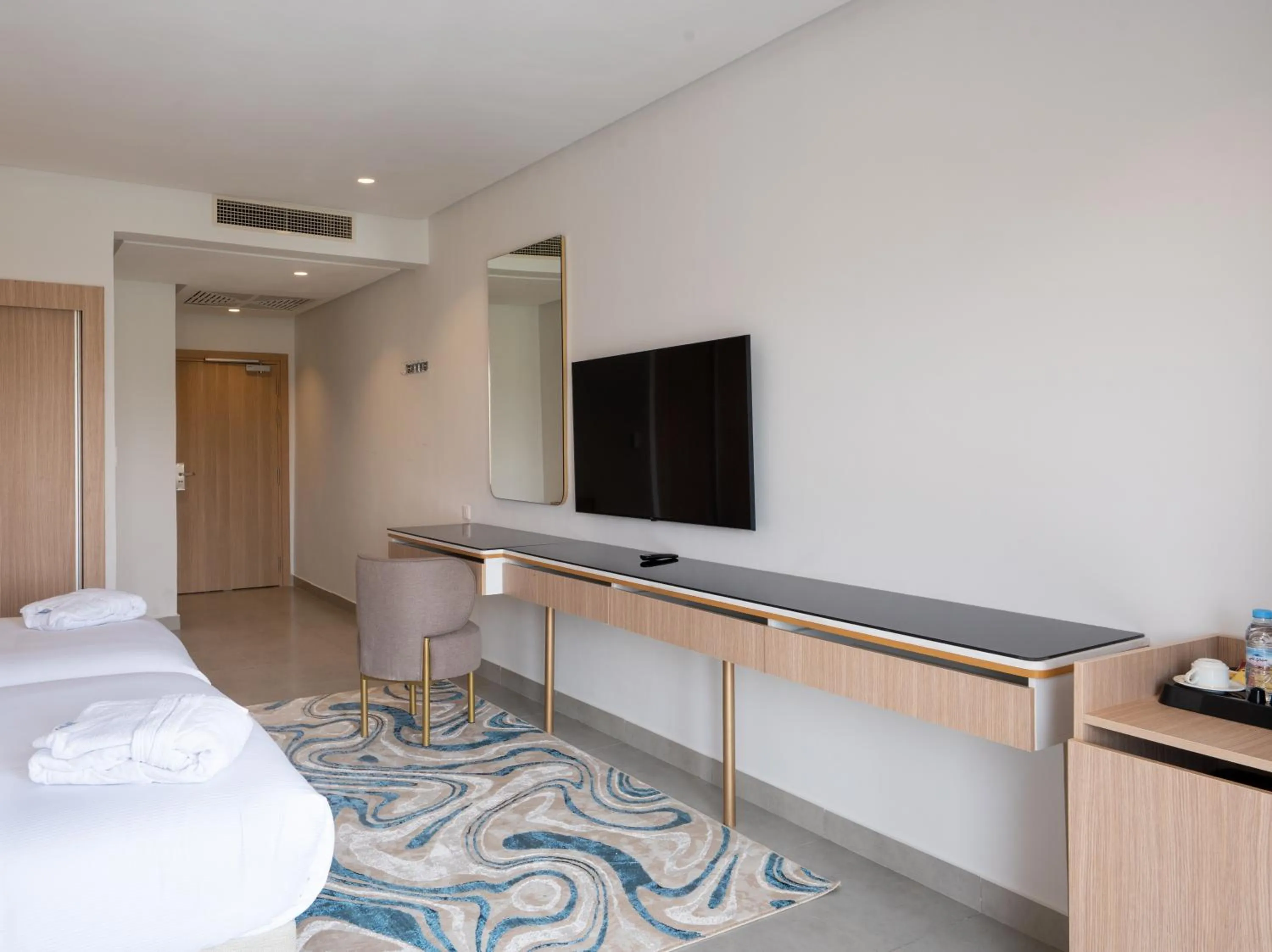 Communal lounge/ TV room, Bed in Pickalbatros Palais Des Roses - Agadir - All Inclusive