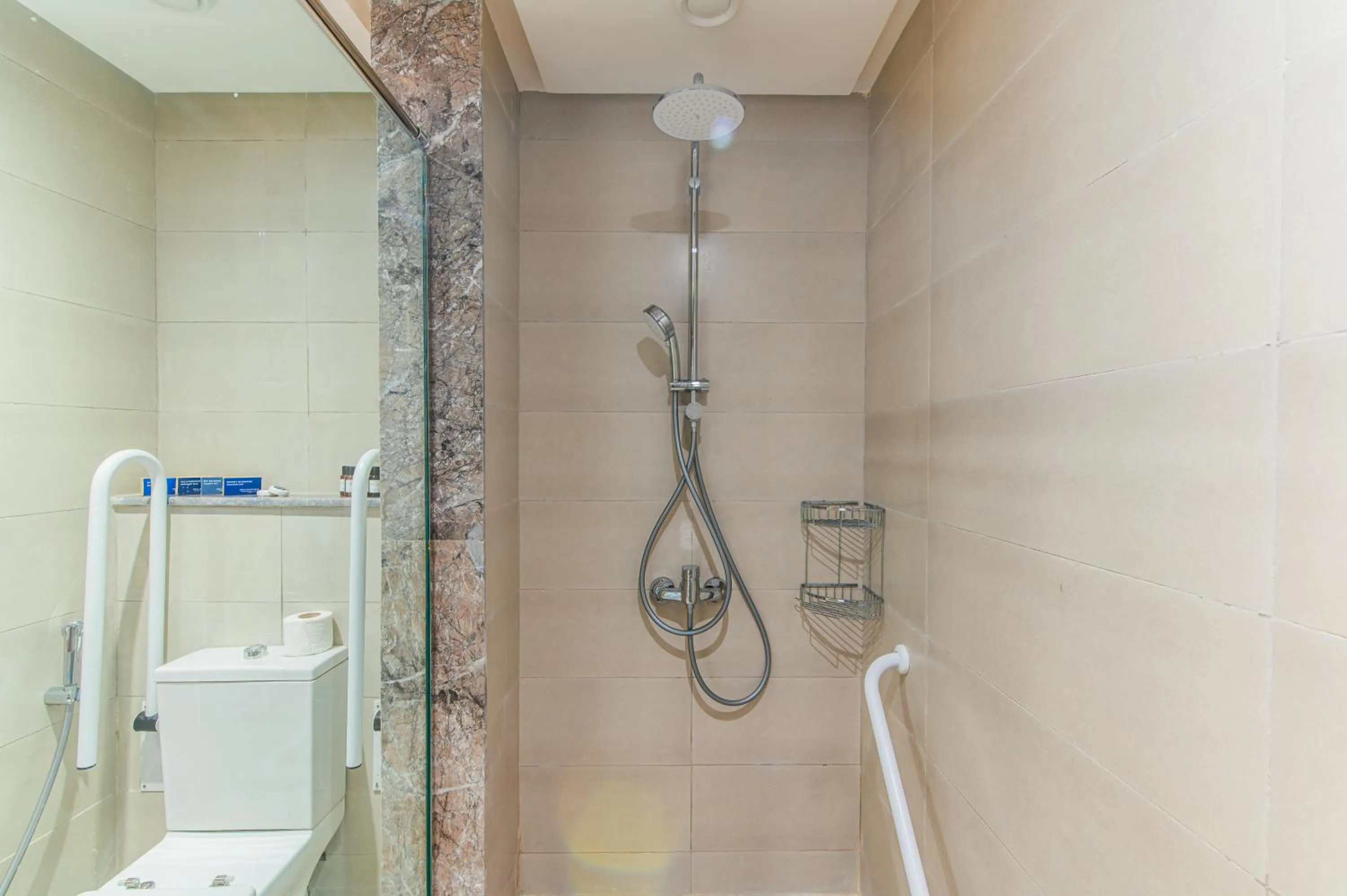 Shower in Pickalbatros Palais Des Roses - Agadir - All Inclusive