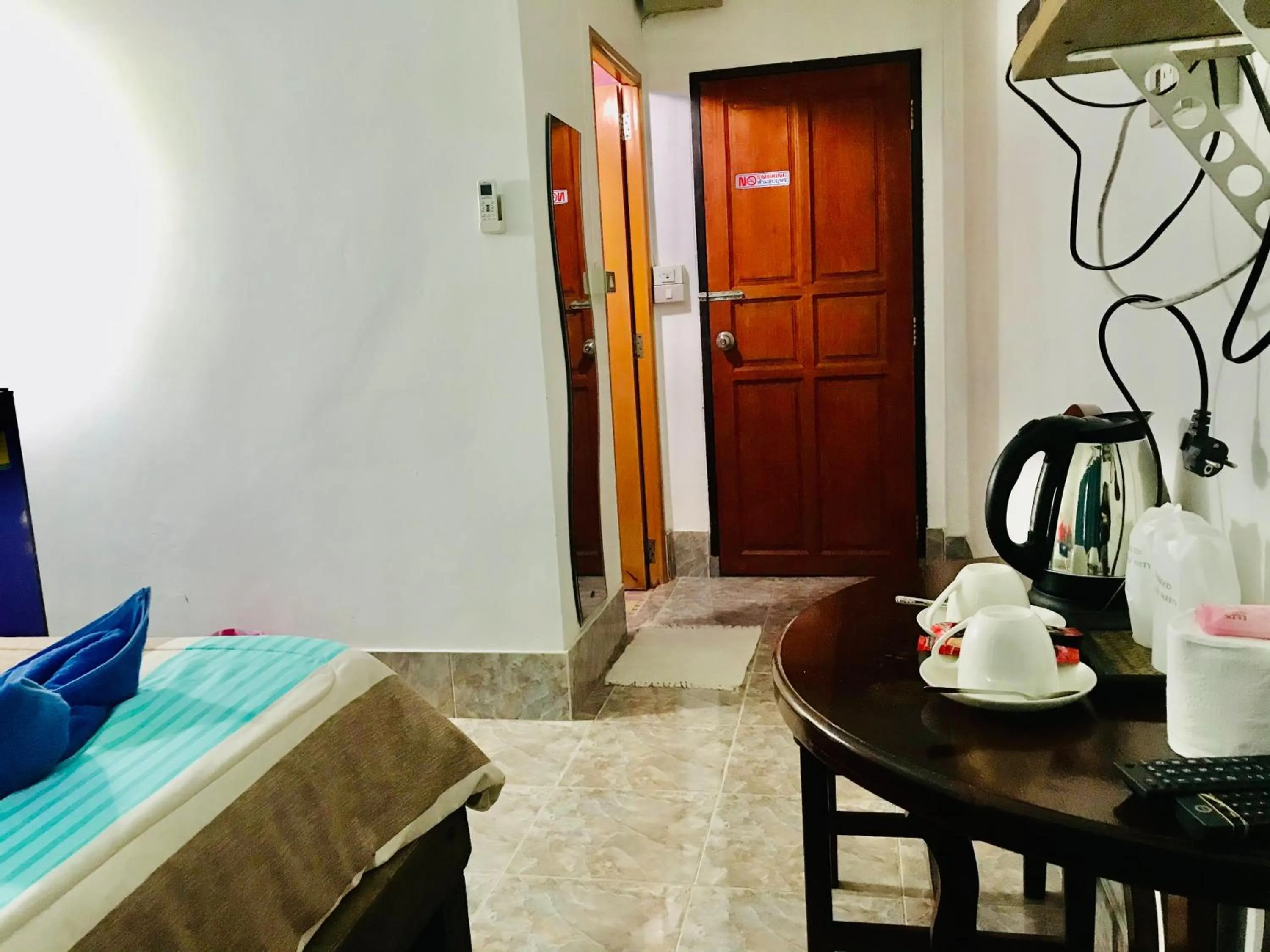 Bedroom in Miss Hong House