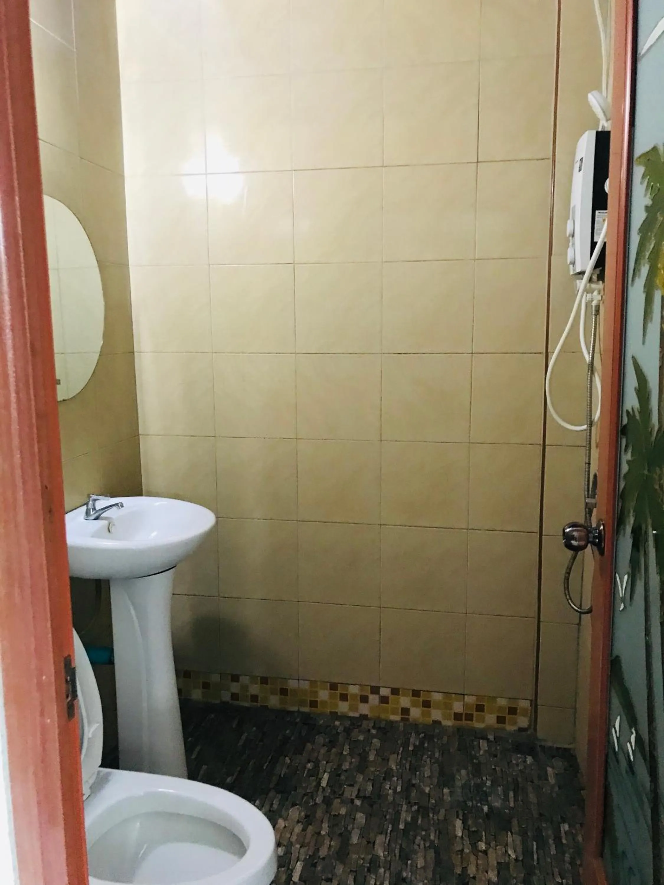 Shower in Miss Hong House