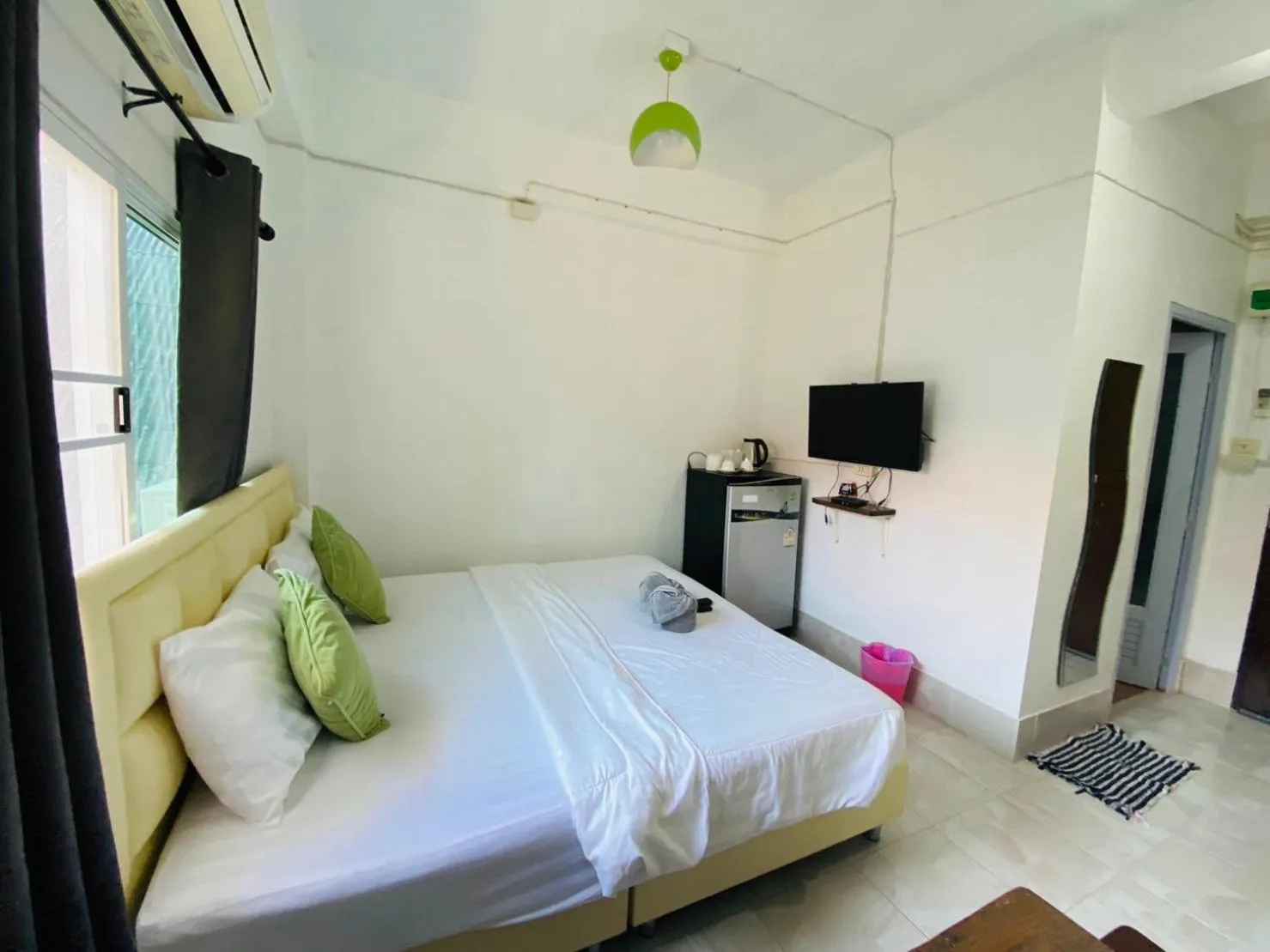 Bed in Miss Hong House