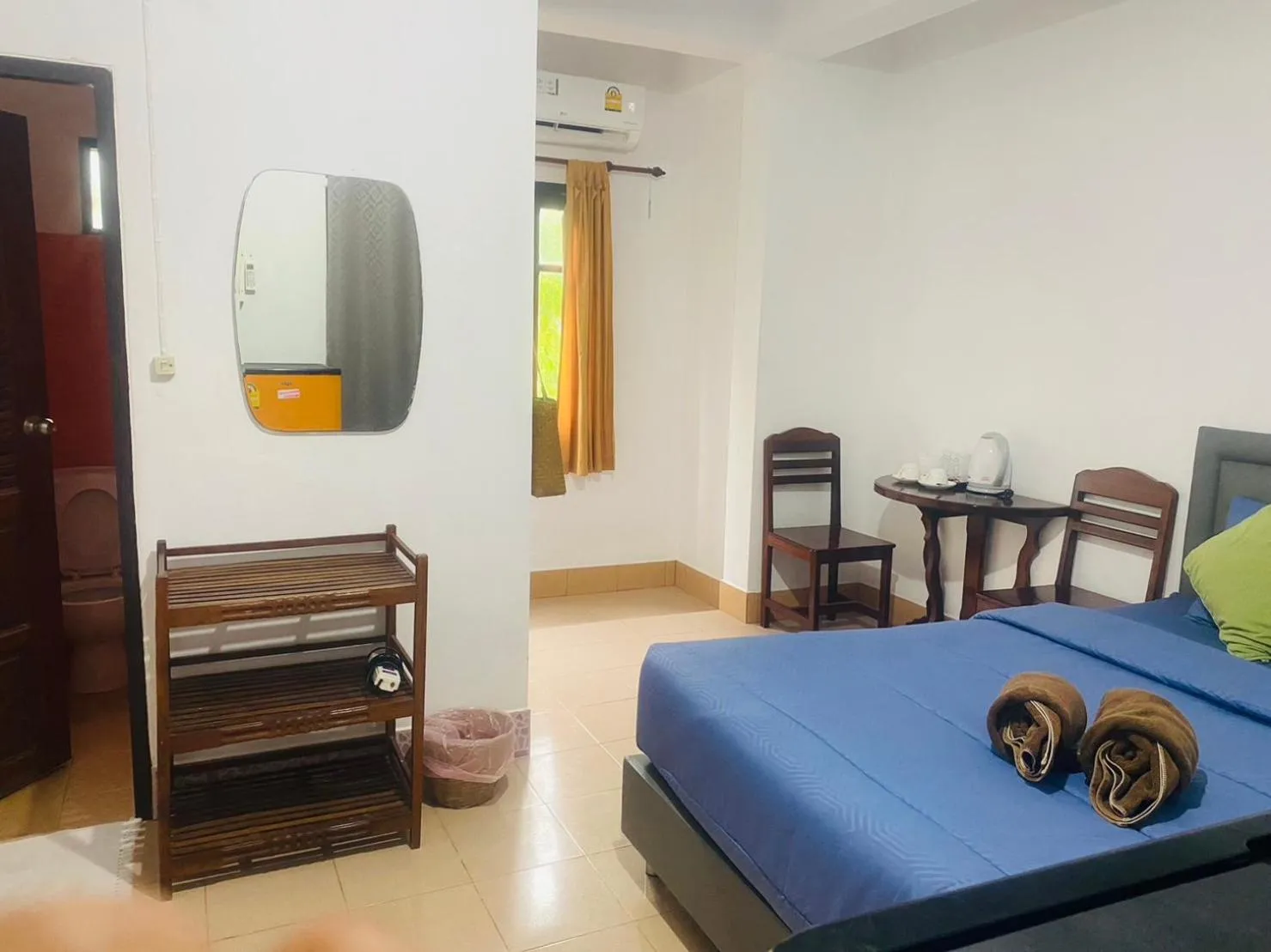 Bed in Miss Hong House