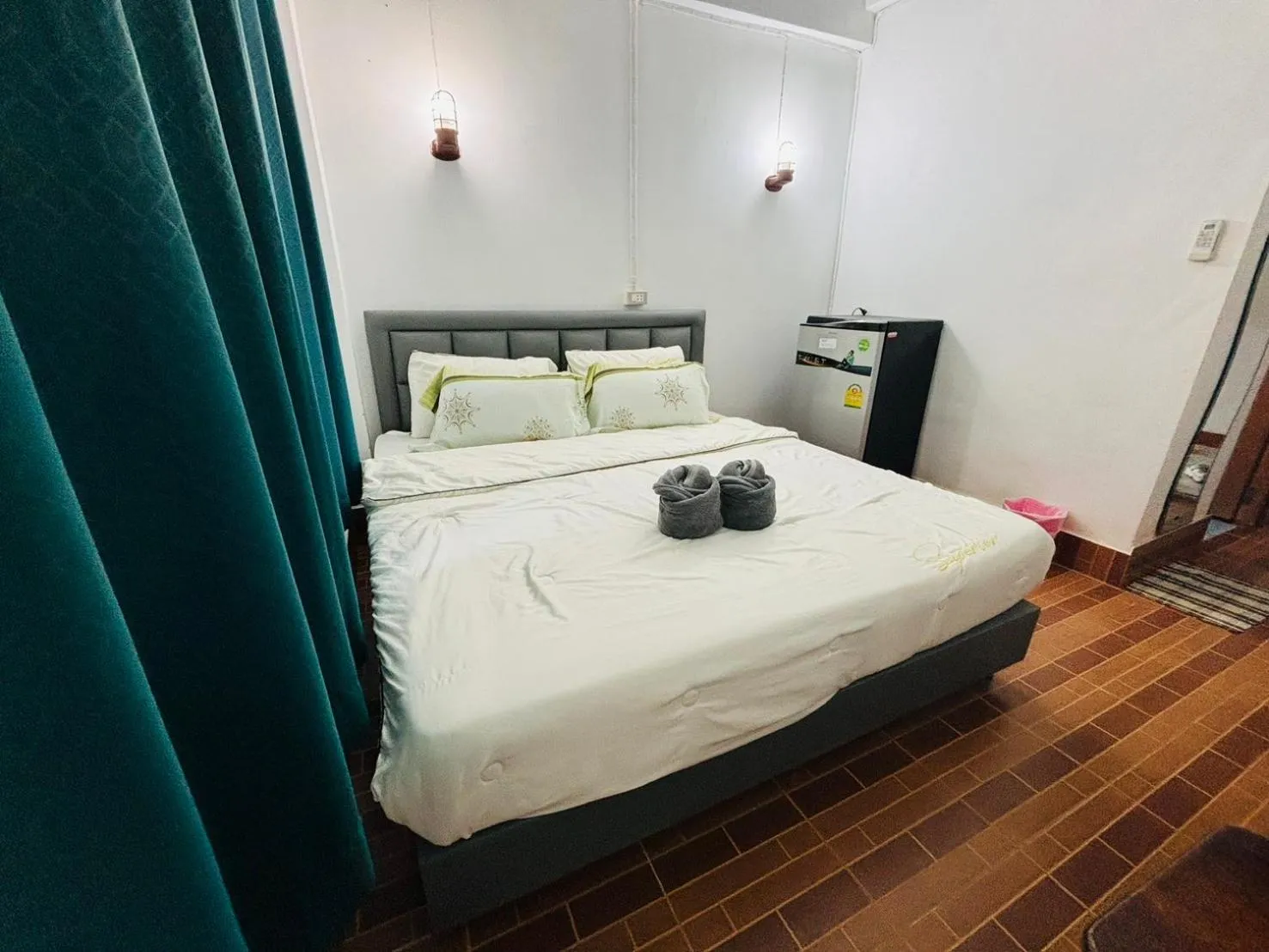 Bed in Miss Hong House