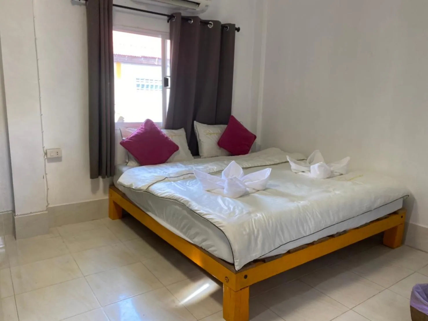 Bed in Miss Hong House