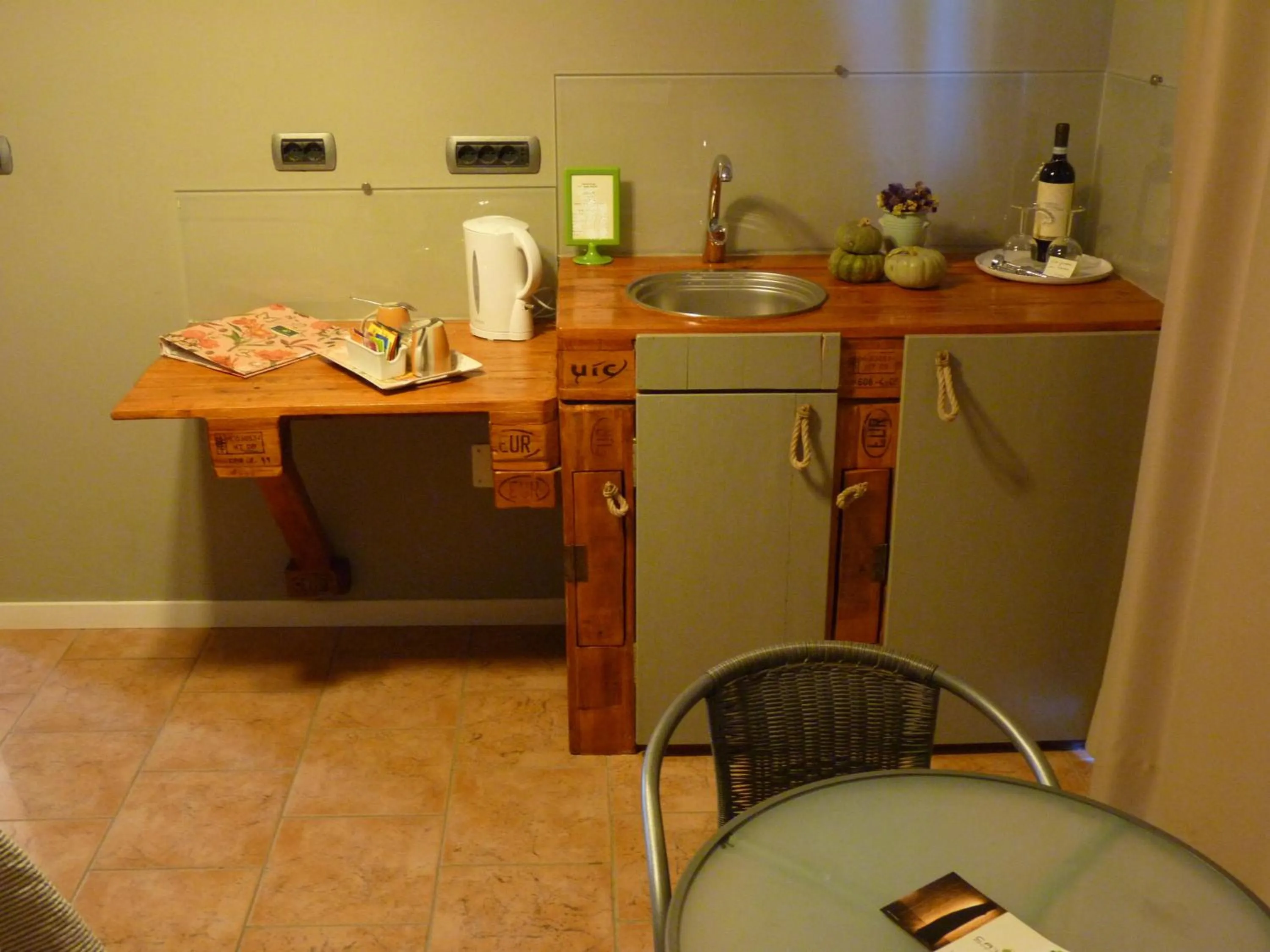 Dining area in Ca'Luna Guest House