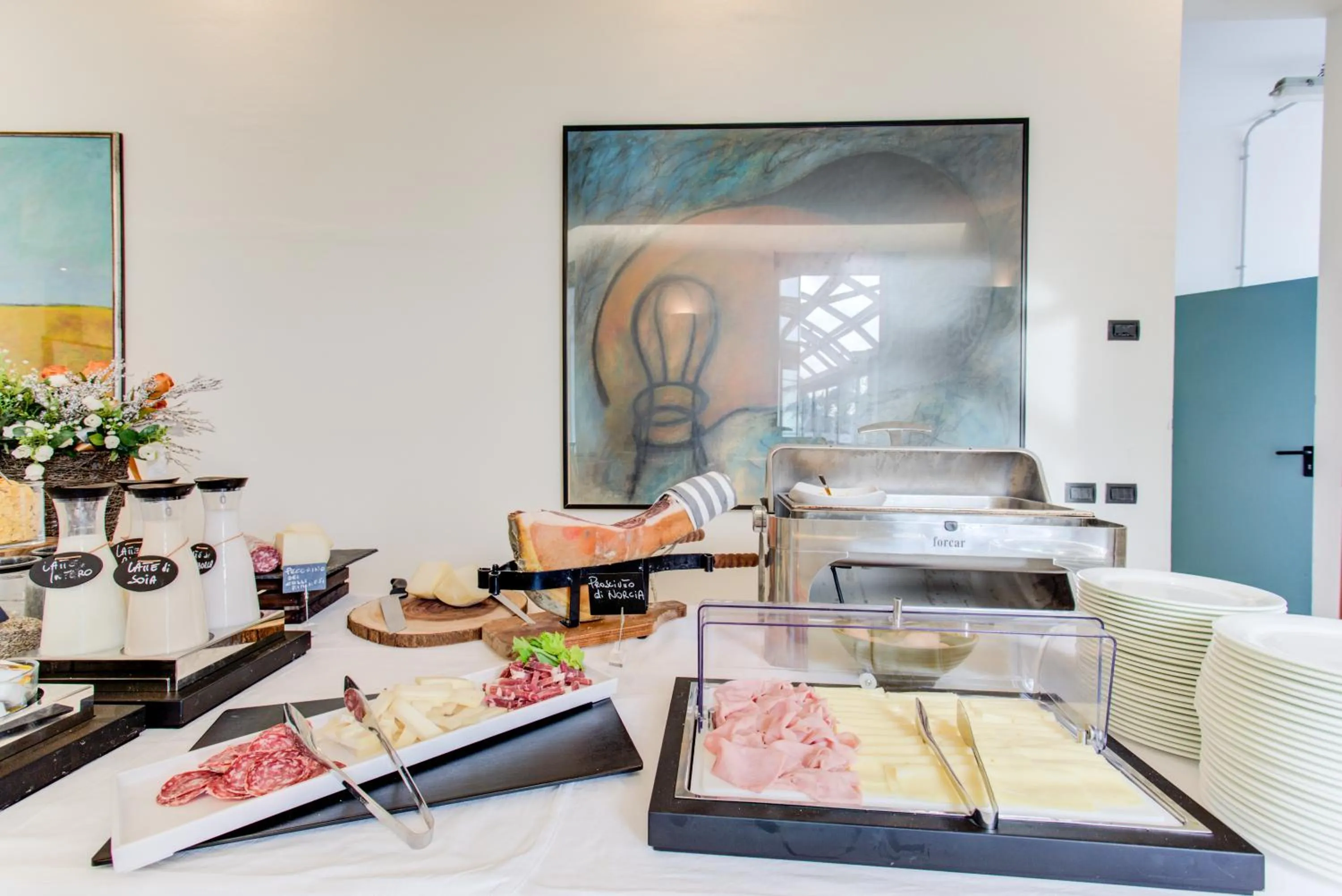 Restaurant/places to eat in Kursaal Hotel