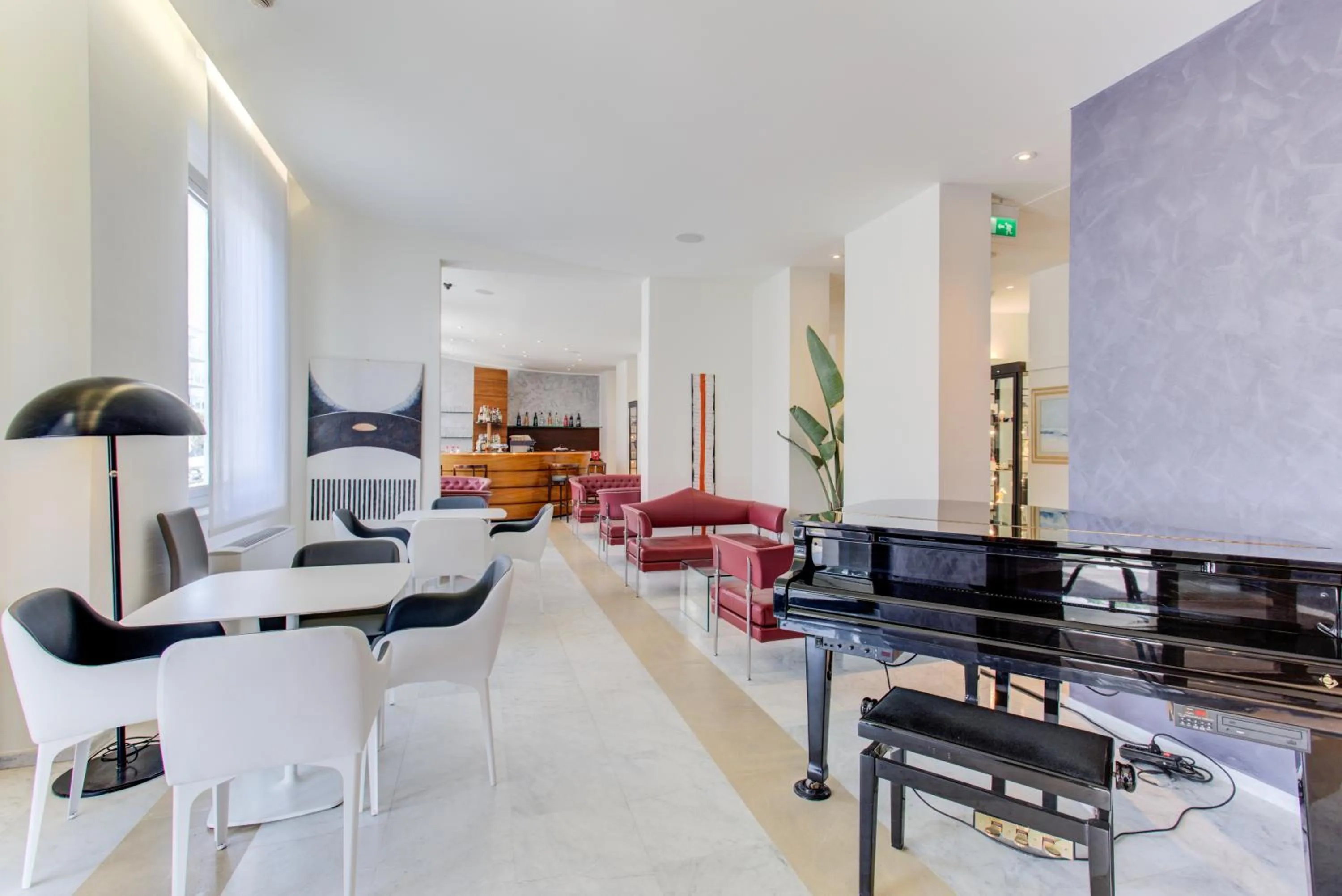 Lounge or bar in Kursaal Hotel