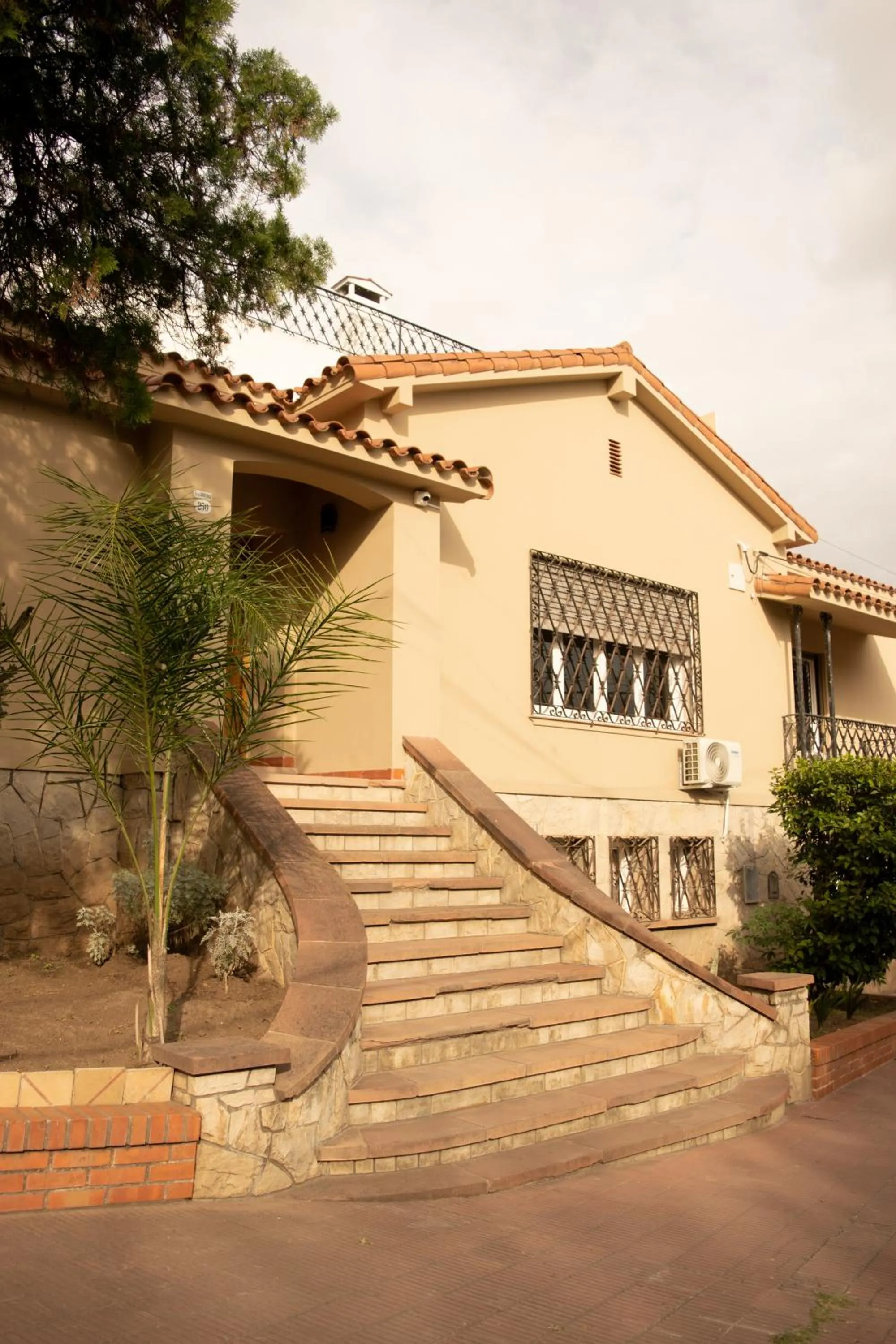 Property building in La Casona del Monumento