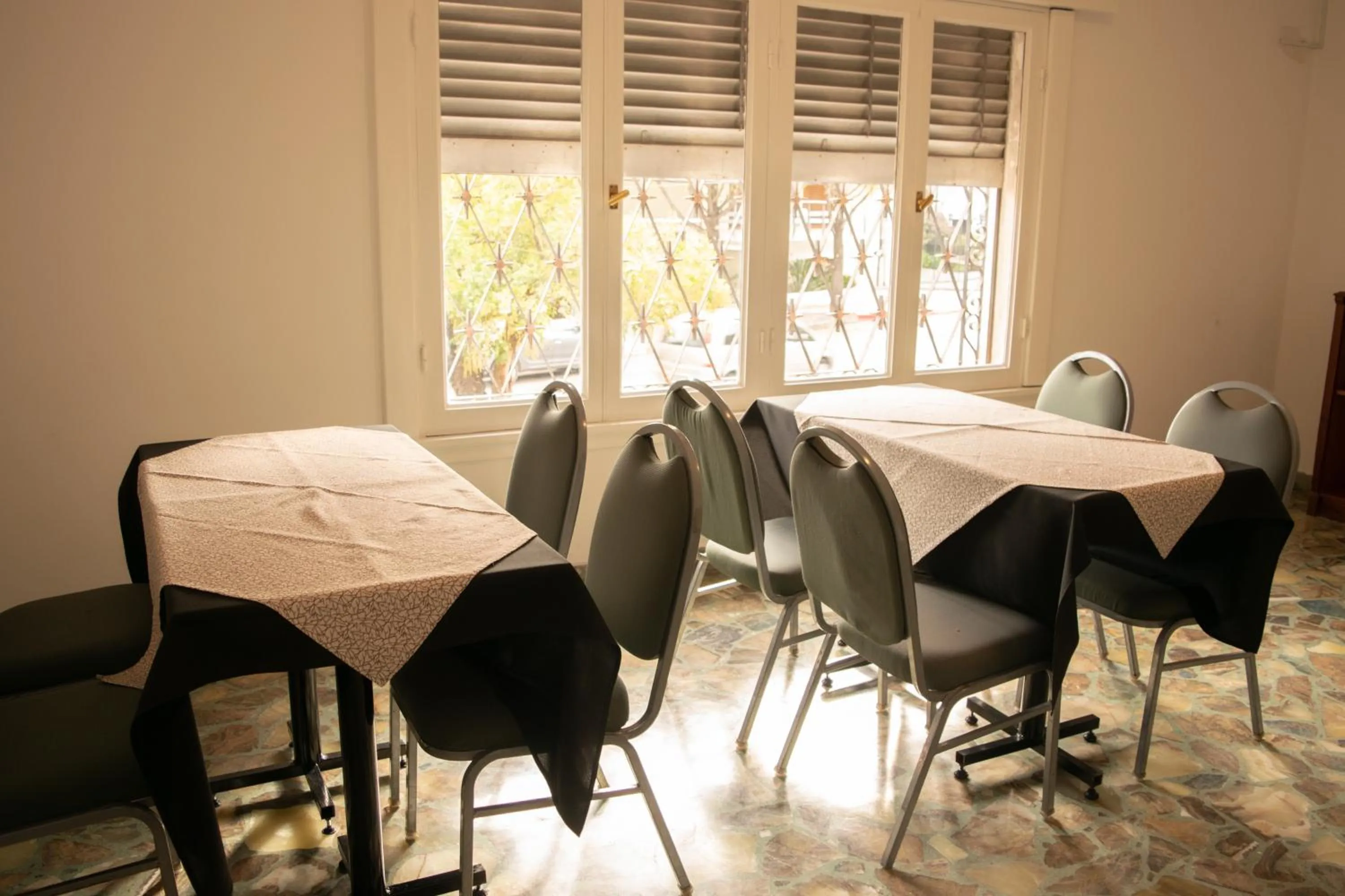 Dining area in La Casona del Monumento