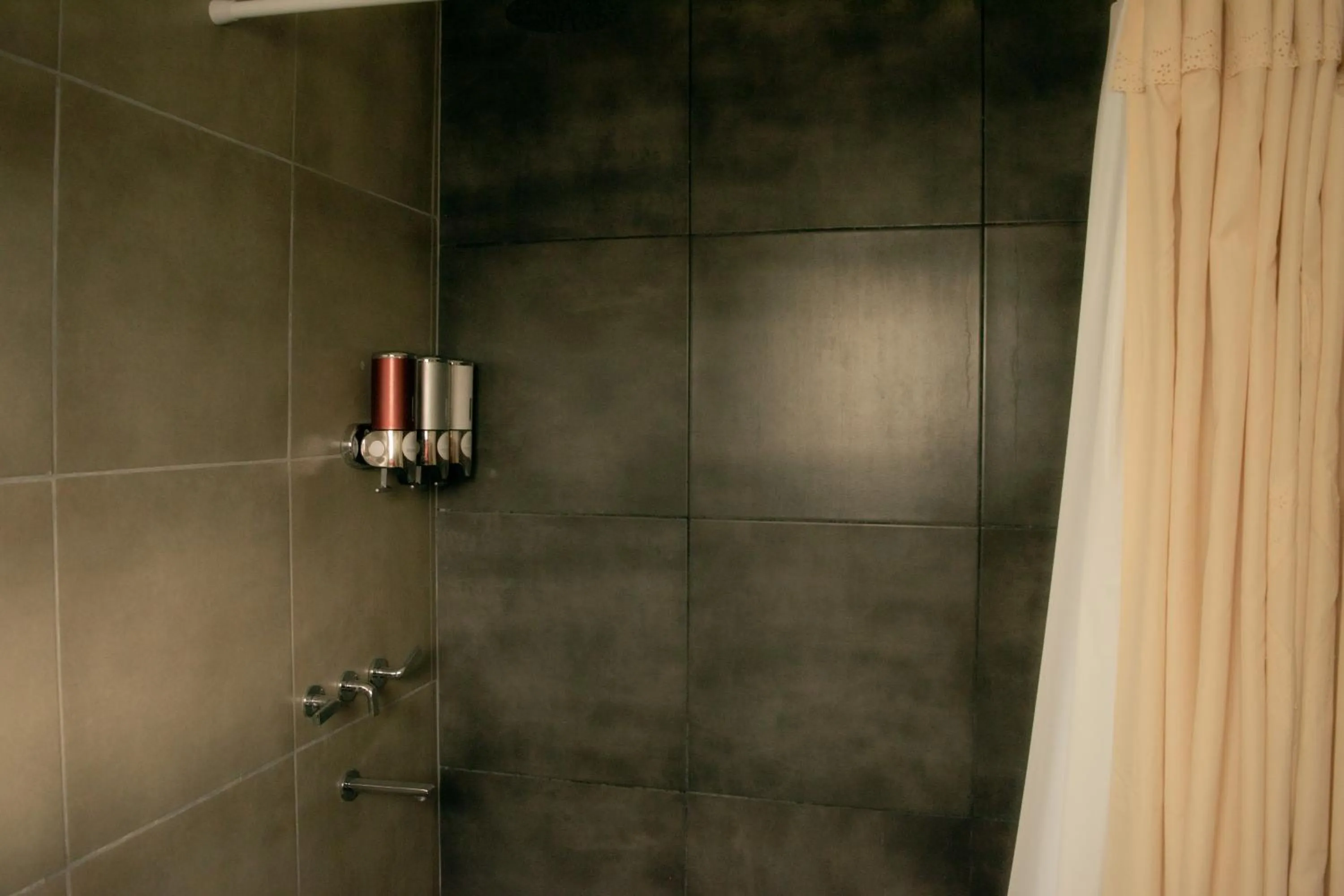 Shower in La Casona del Monumento