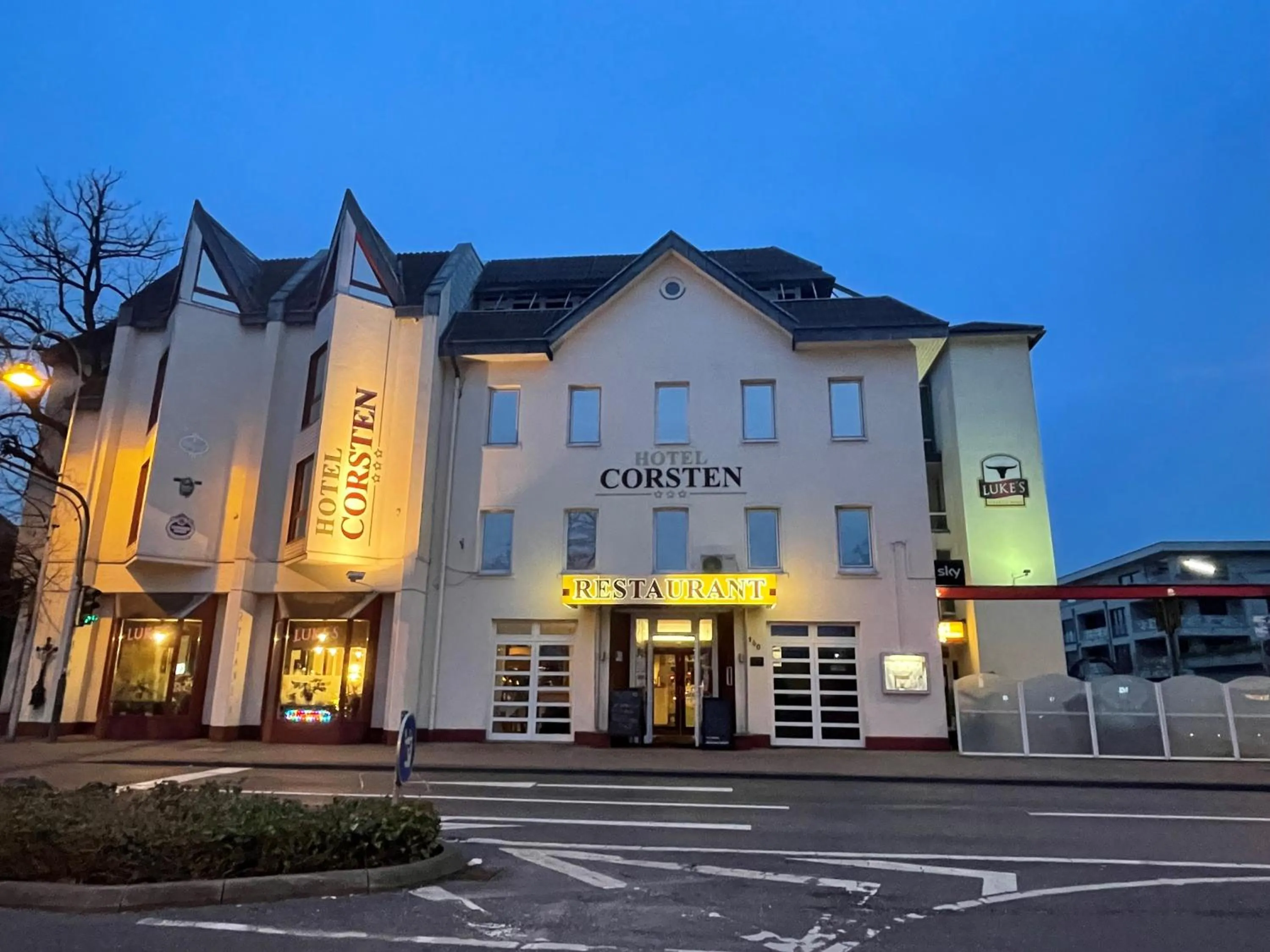 Property building in Hotel Corsten