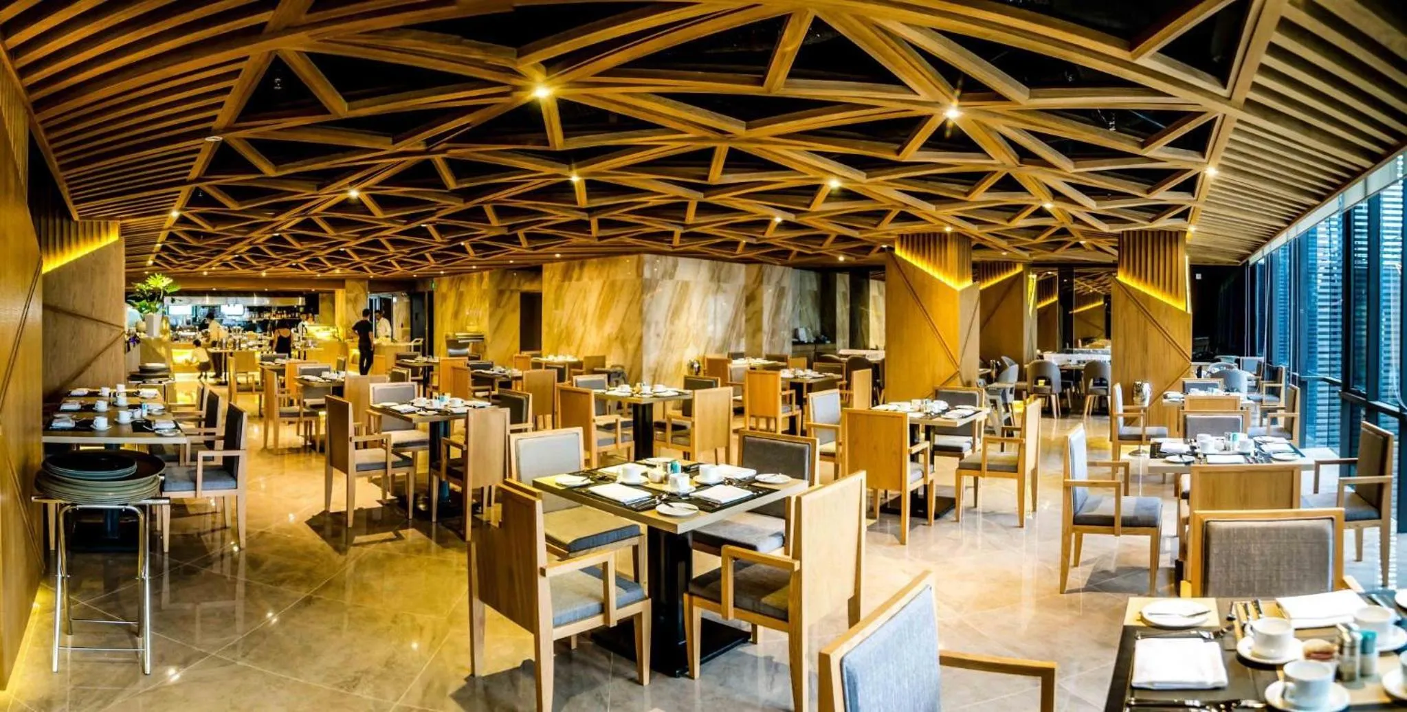 Restaurant/places to eat in Alana Nha Trang Beach Hotel