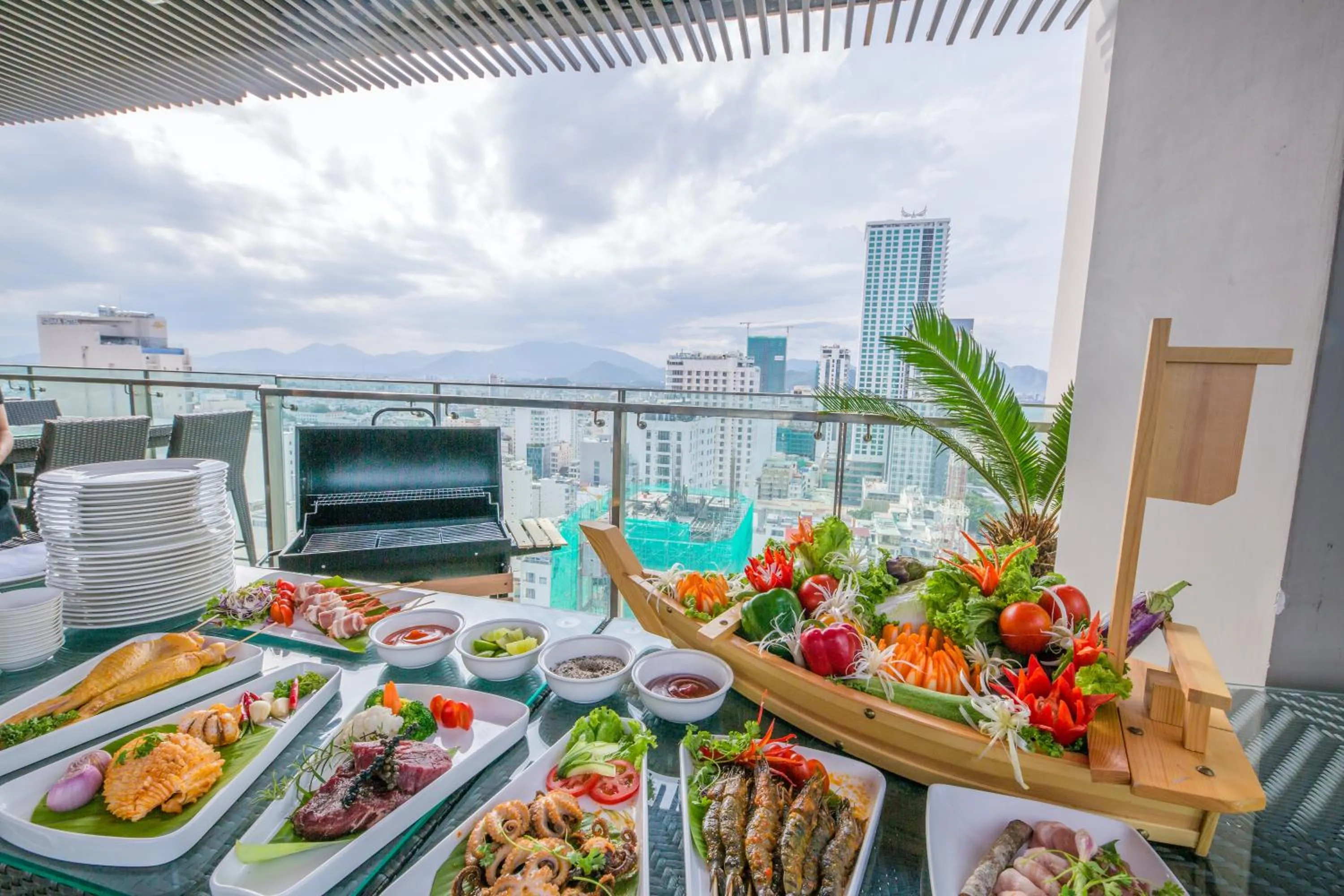 Restaurant/places to eat in Alana Nha Trang Beach Hotel