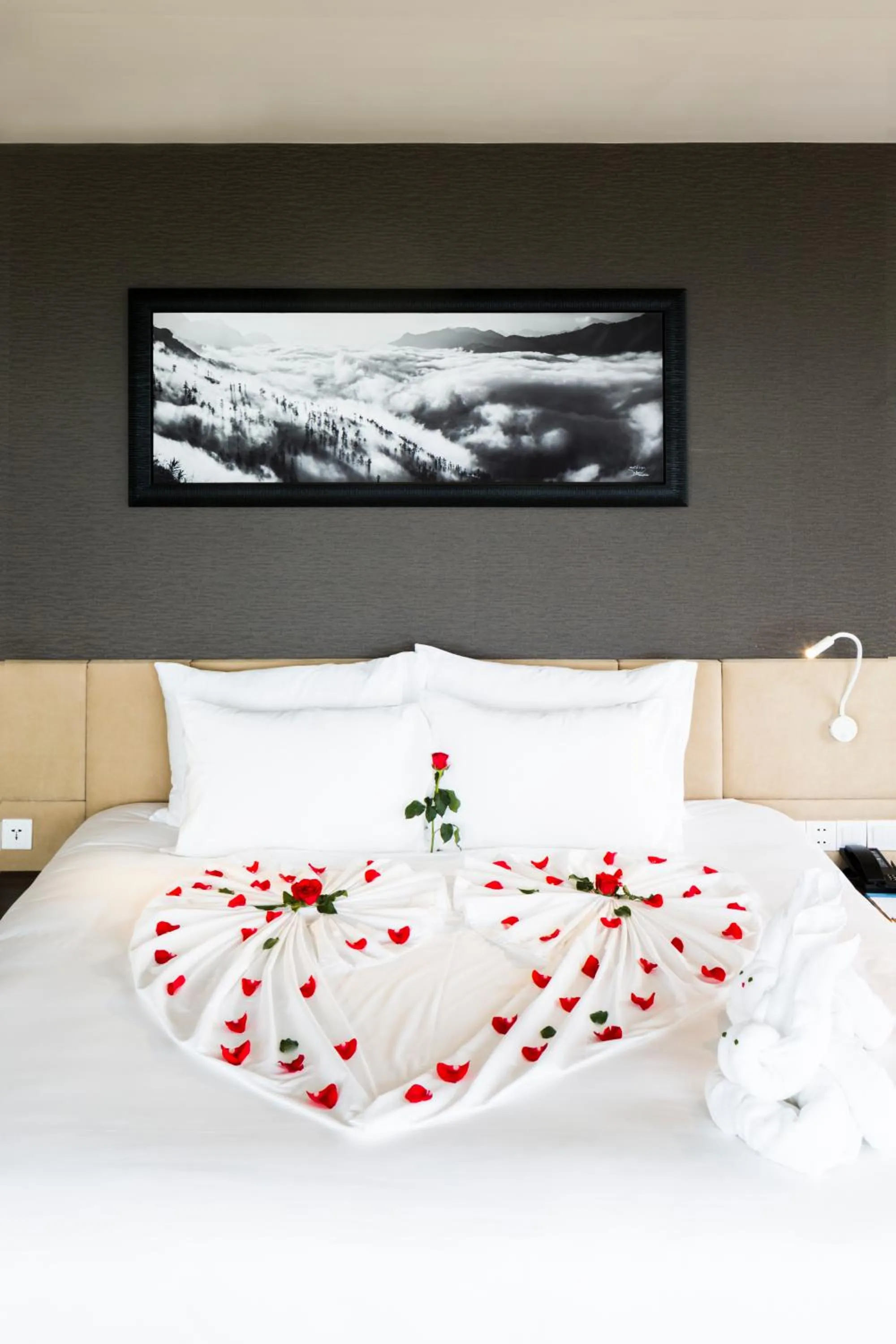 Area and facilities, Bed in Alana Nha Trang Beach Hotel