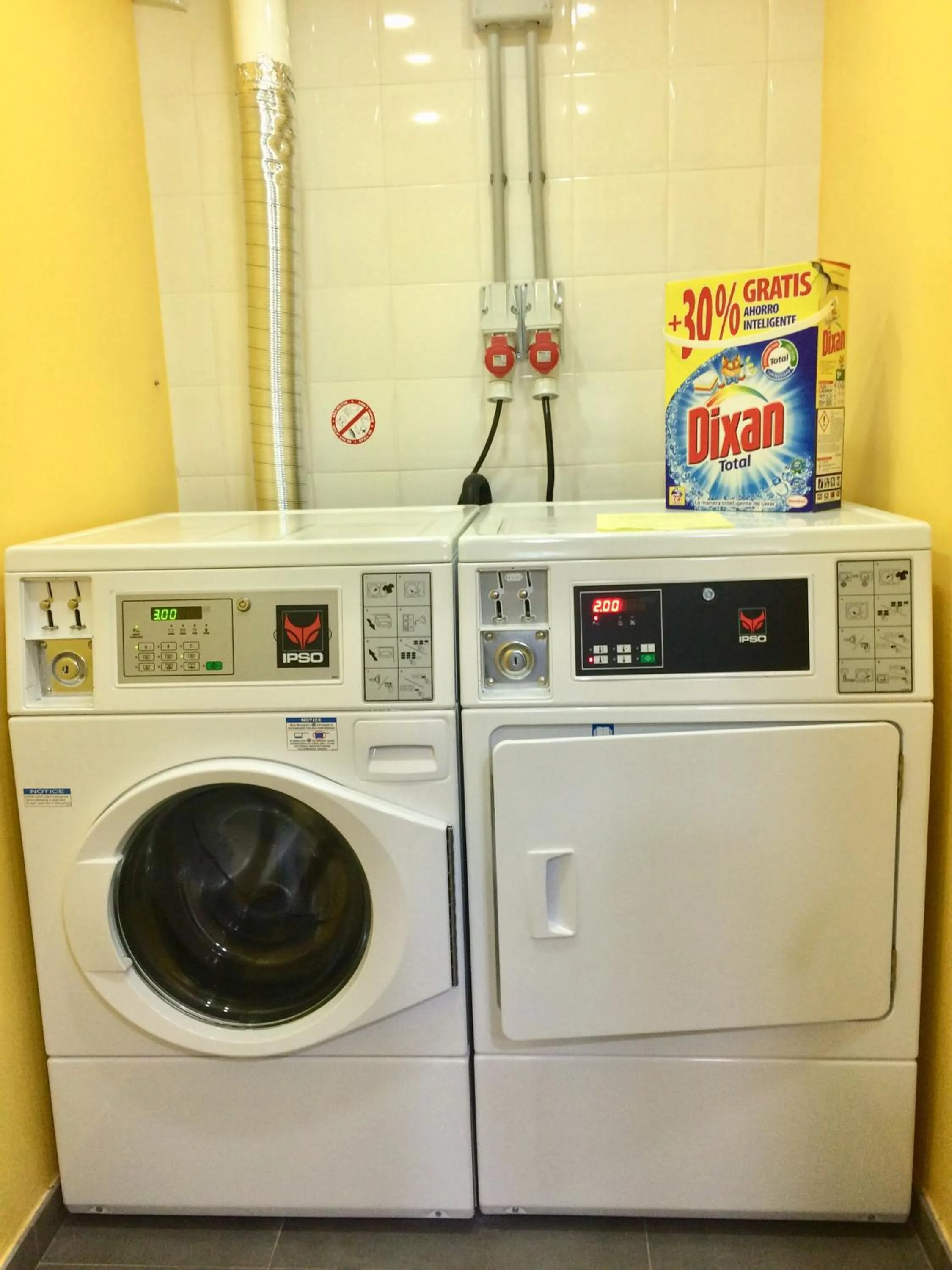 Kitchen/Kitchenette in Royal Tennis Club