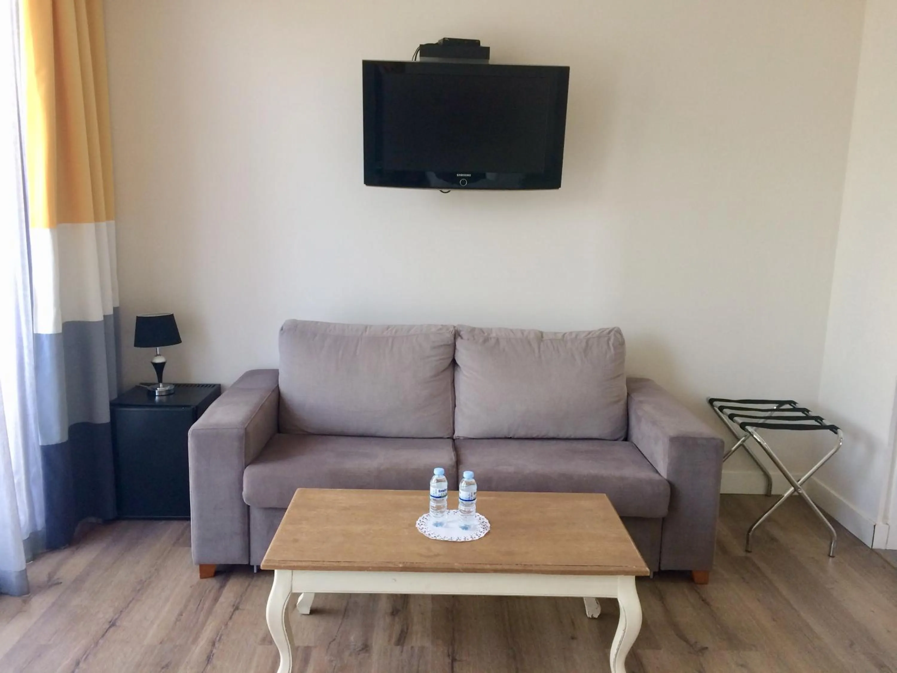 Seating Area in Royal Tennis Club