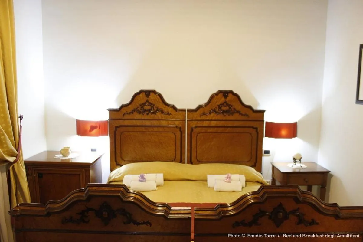 Bed in B&B degli Amalfitani