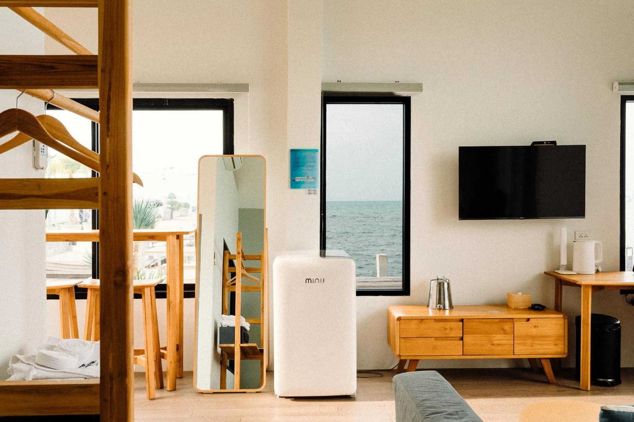 TV and multimedia in Baan Tah On The Sea