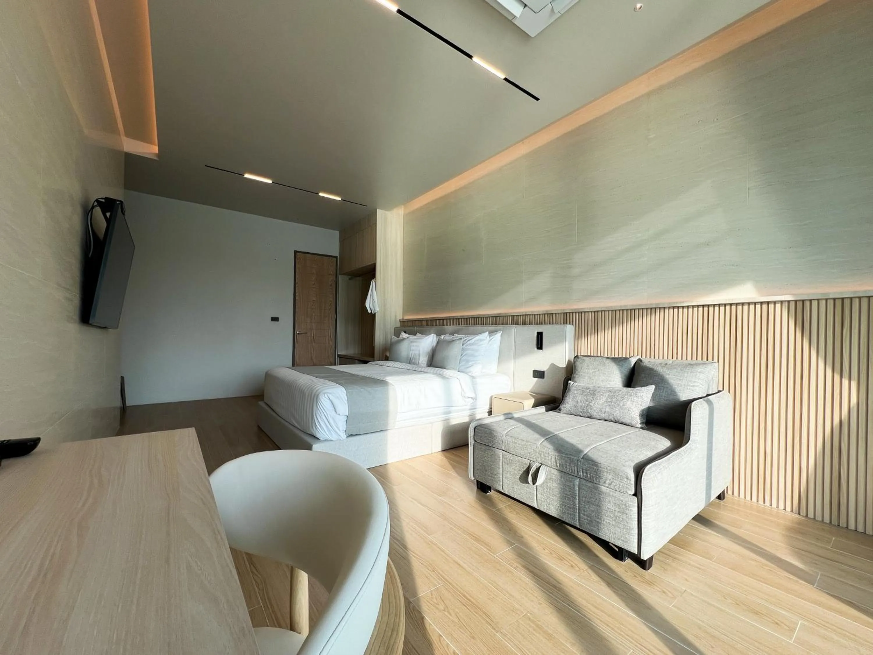 Bed in Baan Tah On The Sea