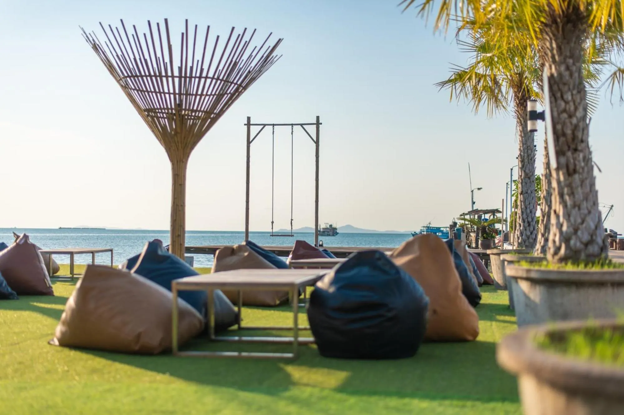 Seating area in Baan Tah On The Sea