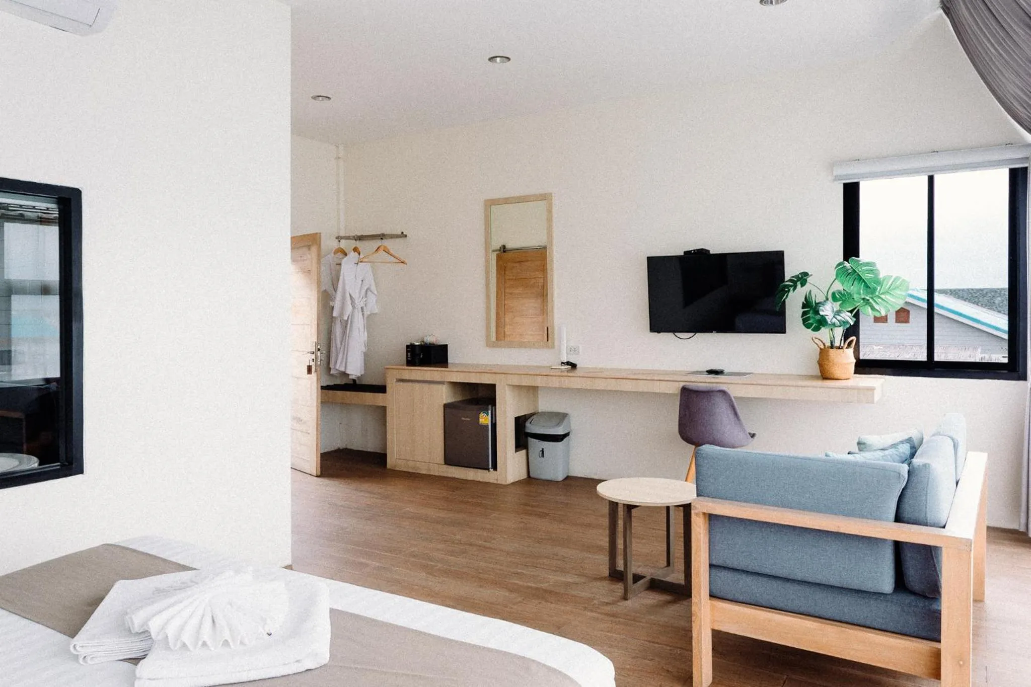 TV and multimedia in Baan Tah On The Sea