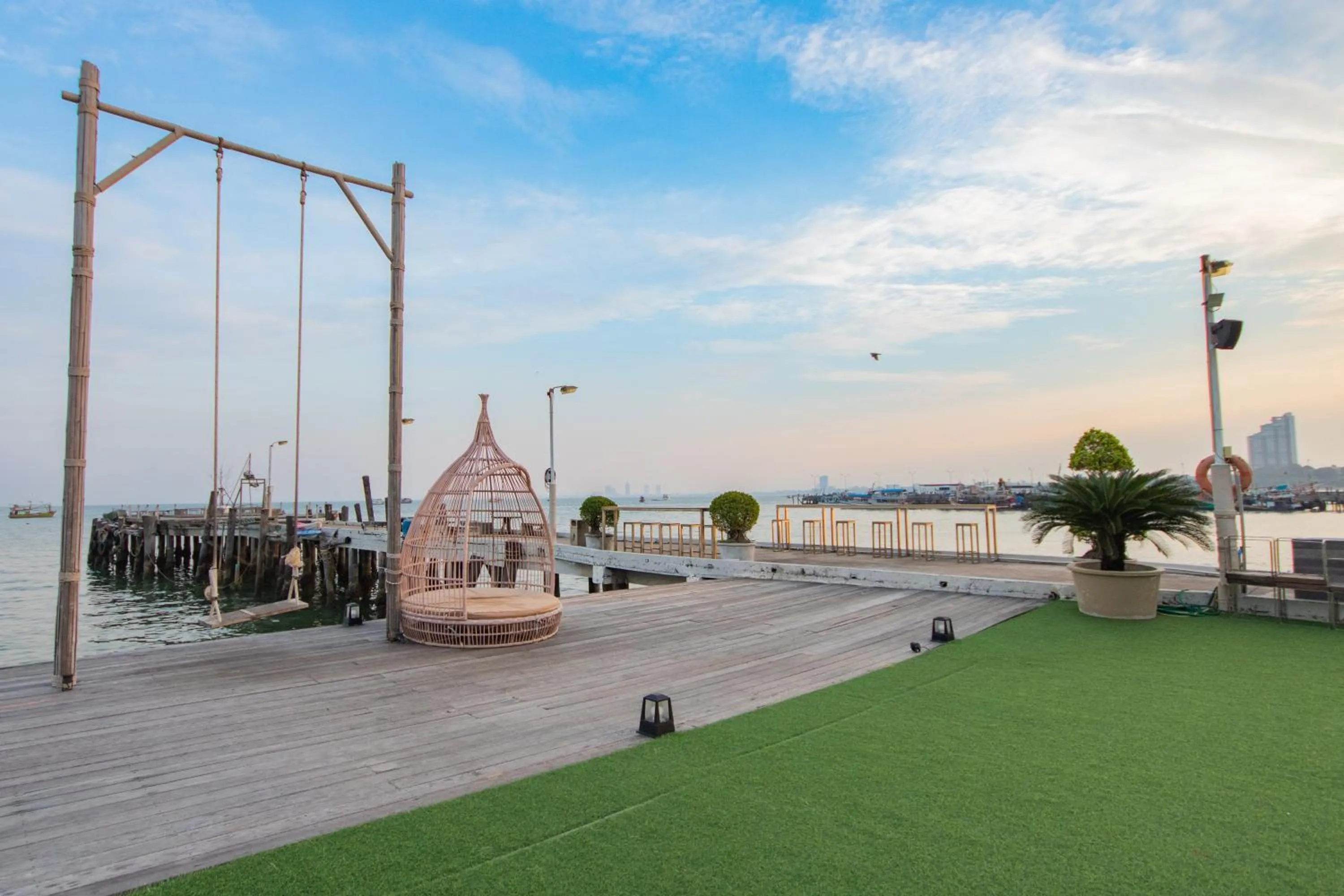 Seating area in Baan Tah On The Sea