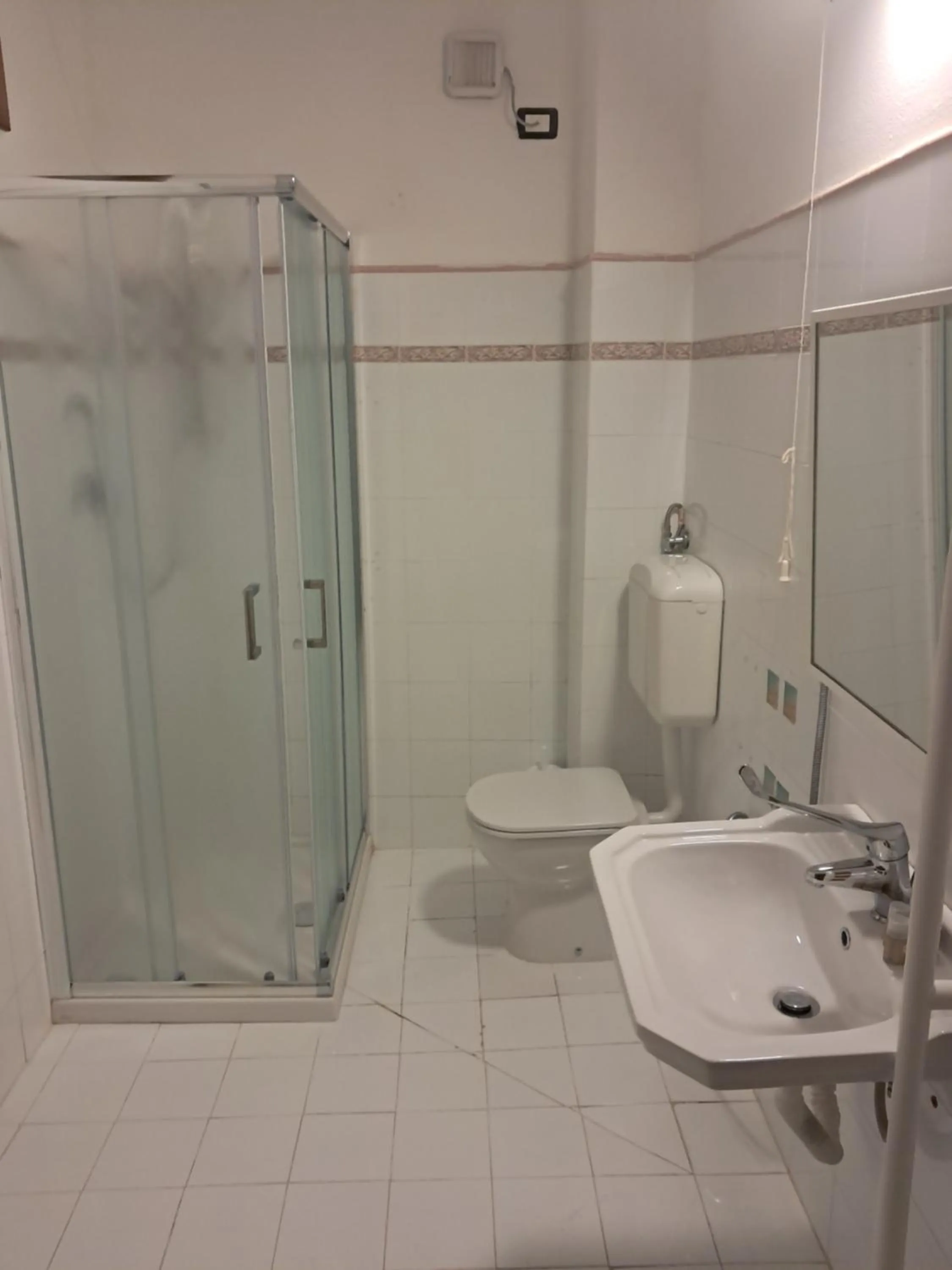 Bathroom in Castello Di Giomici