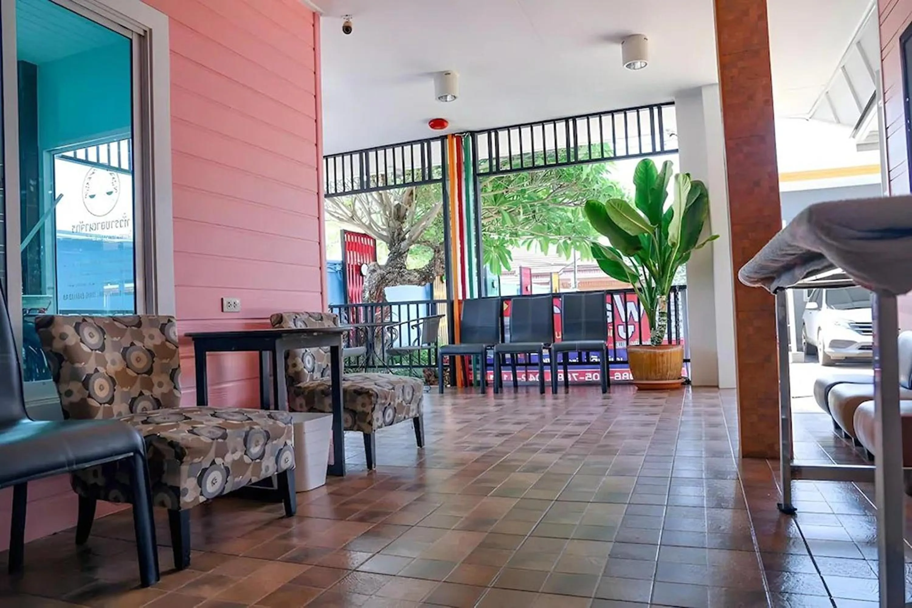 Lobby or reception in Full House Udon