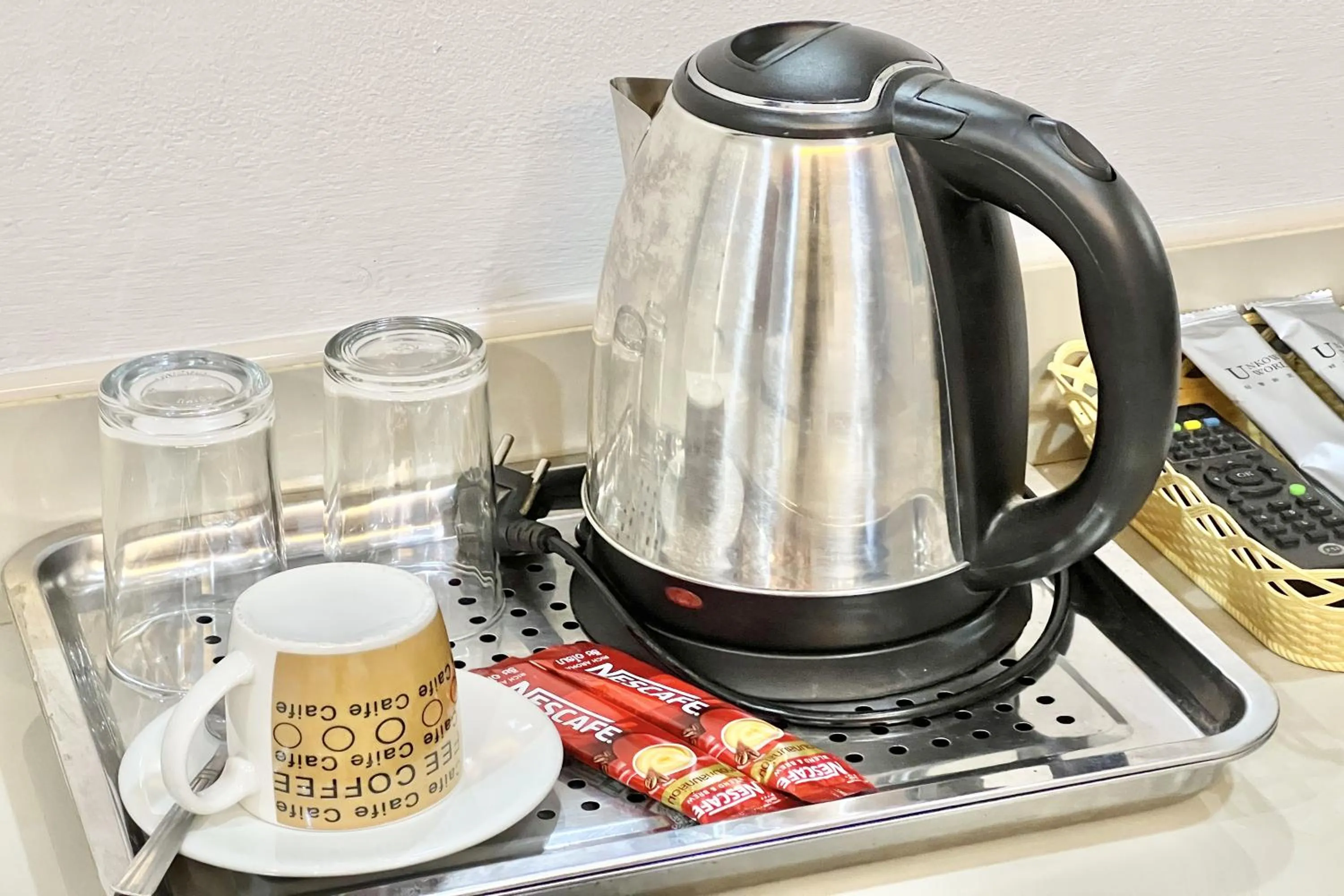 Coffee/tea facilities in Full House Udon