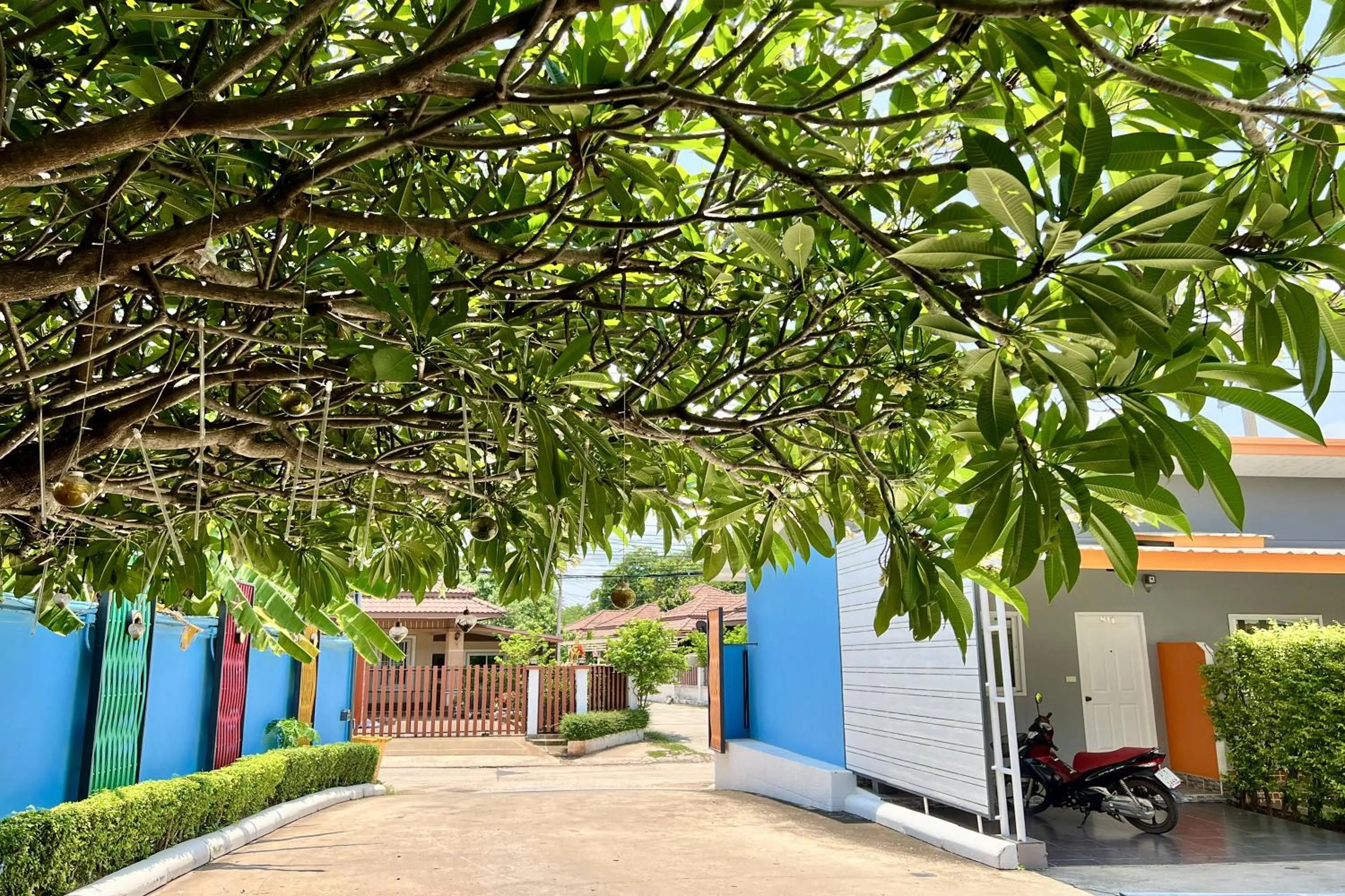 Property building in Full House Udon