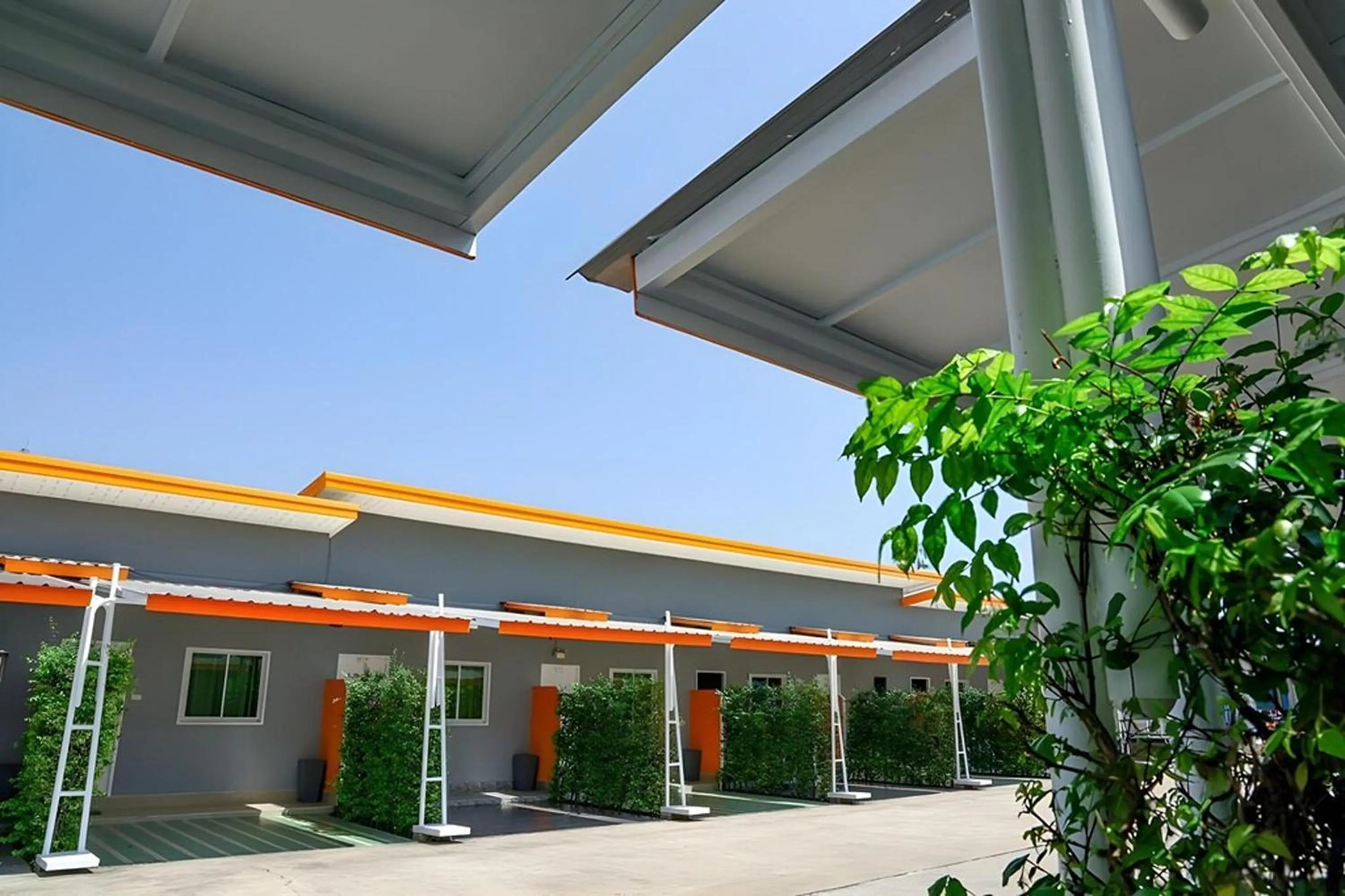 Property building in Full House Udon