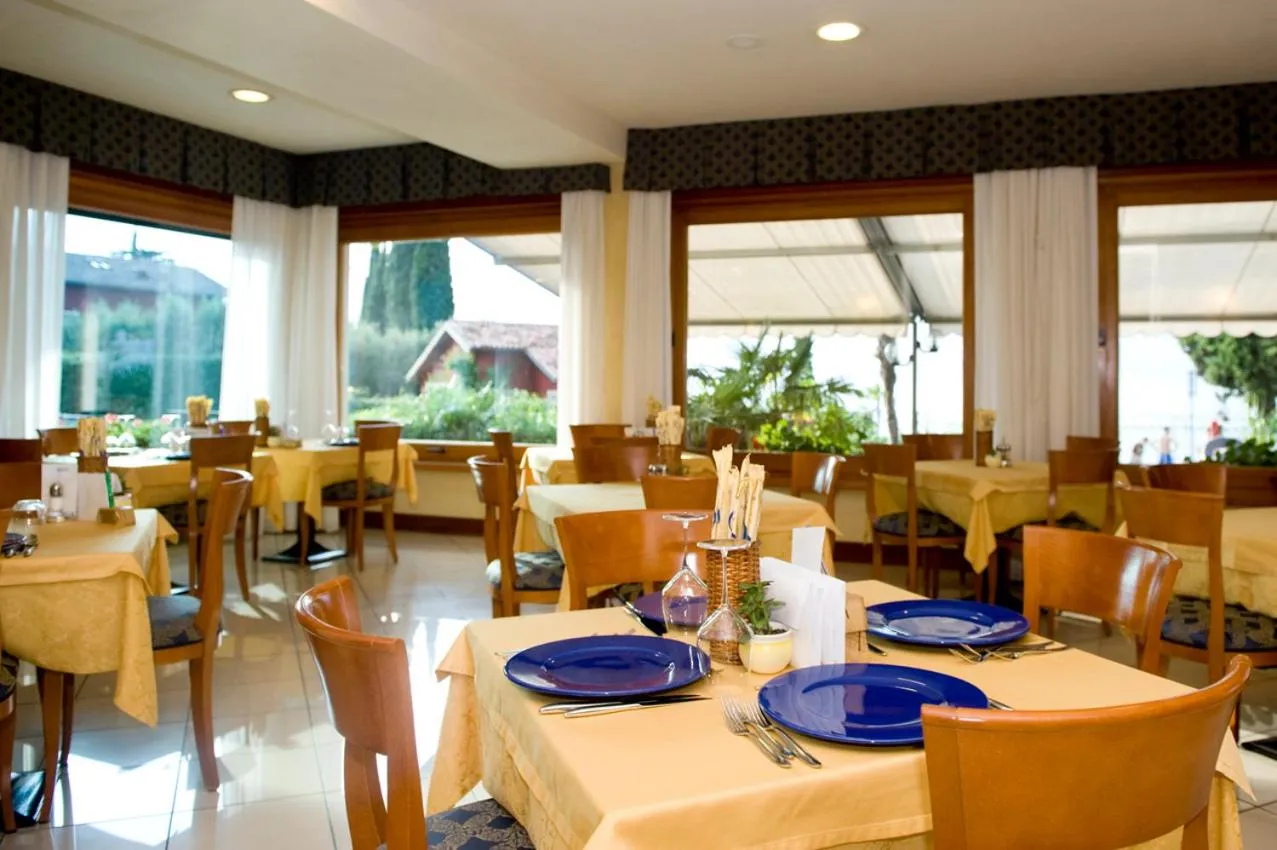 Restaurant/places to eat in Hotel Astoria - 3stelle S